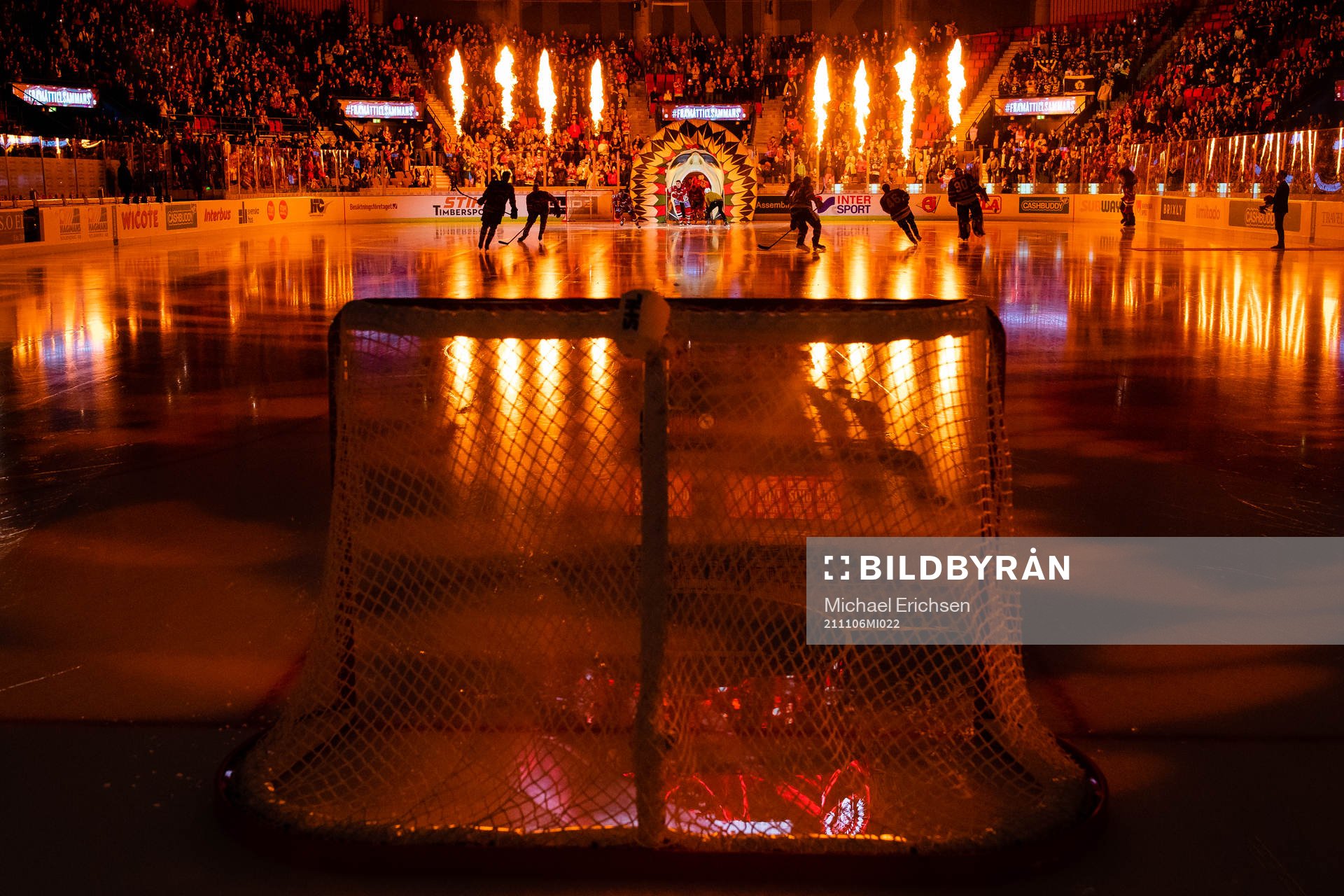 Frölundas intro innan ishockeymatchen i SHL mellan