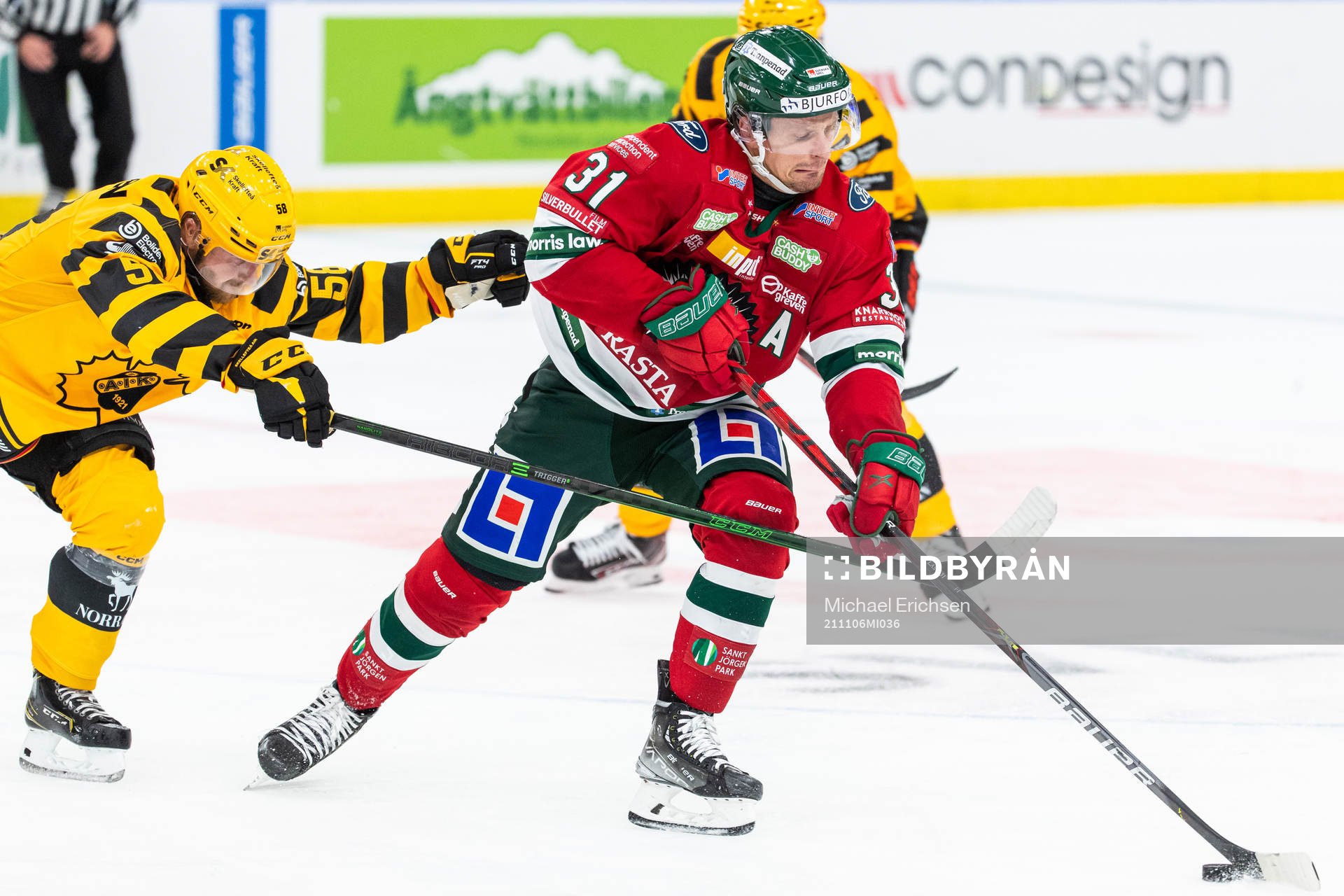 Skellefteås Oskar Nilsson och Frölundas Nicklas Lasu