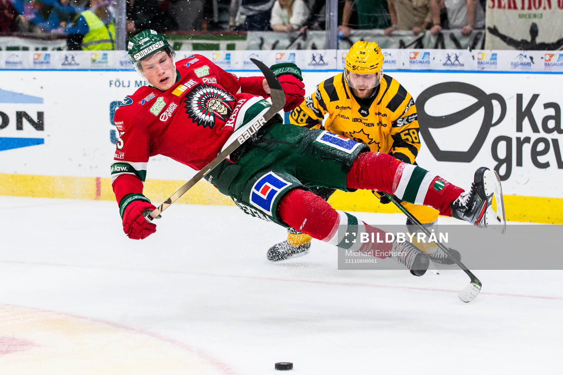 Frölundas Elmer Söderblom faller