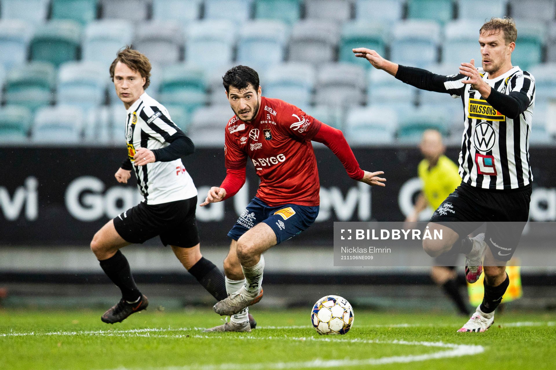 Örgrytes Anel Rashkaj mot Landskronas Linus Olsson