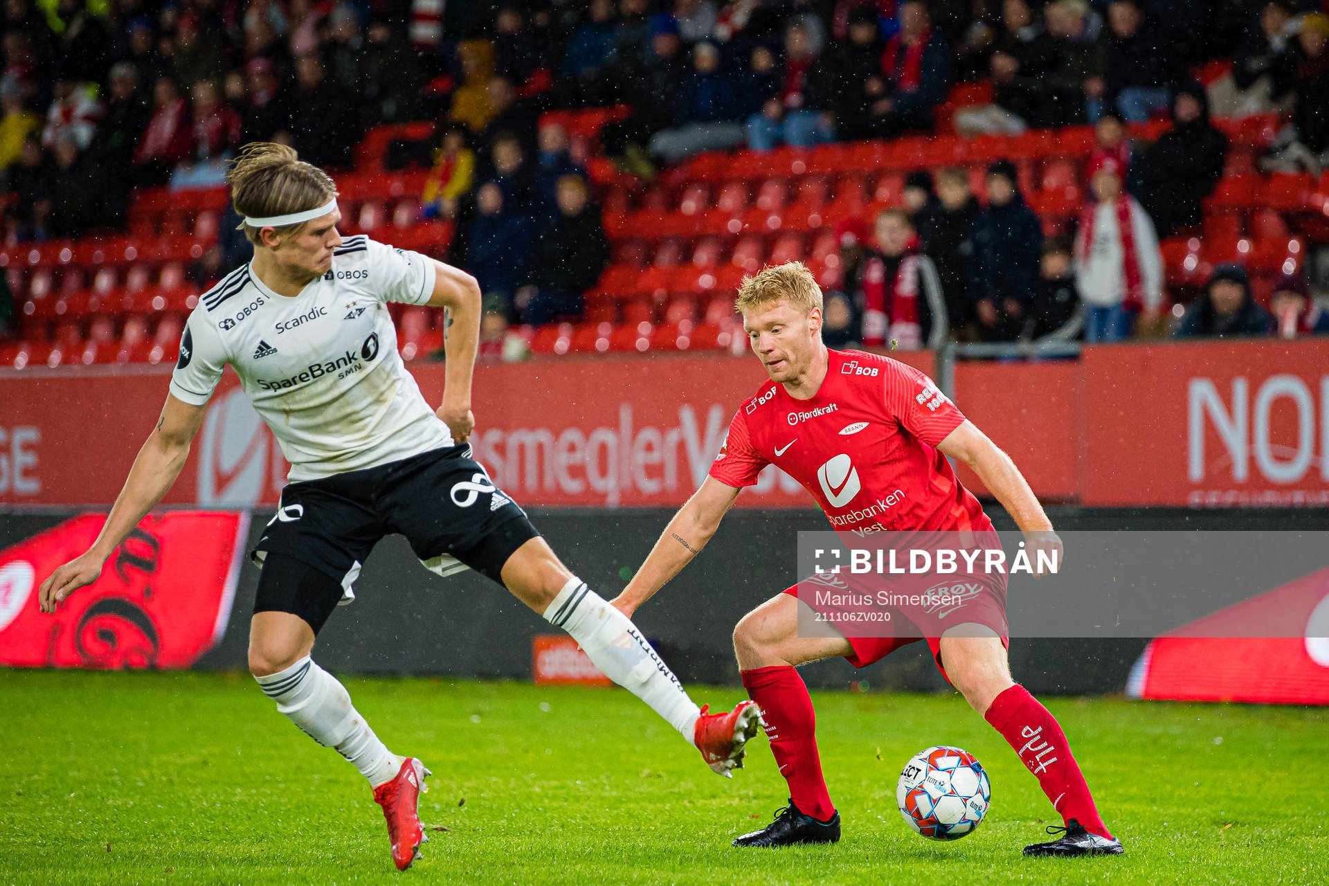 Olaus Jair Skarsem of Rosenborg and Sivert Heltne Nilsen of