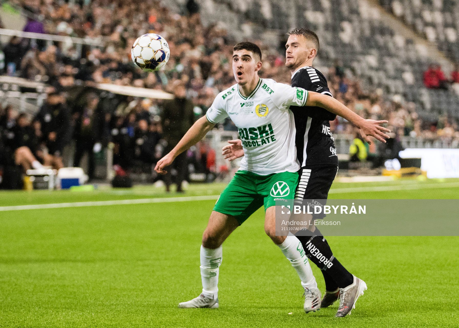 Hammarbys Mayckel Lahdo och Örebros Benjamin Hjertstrand