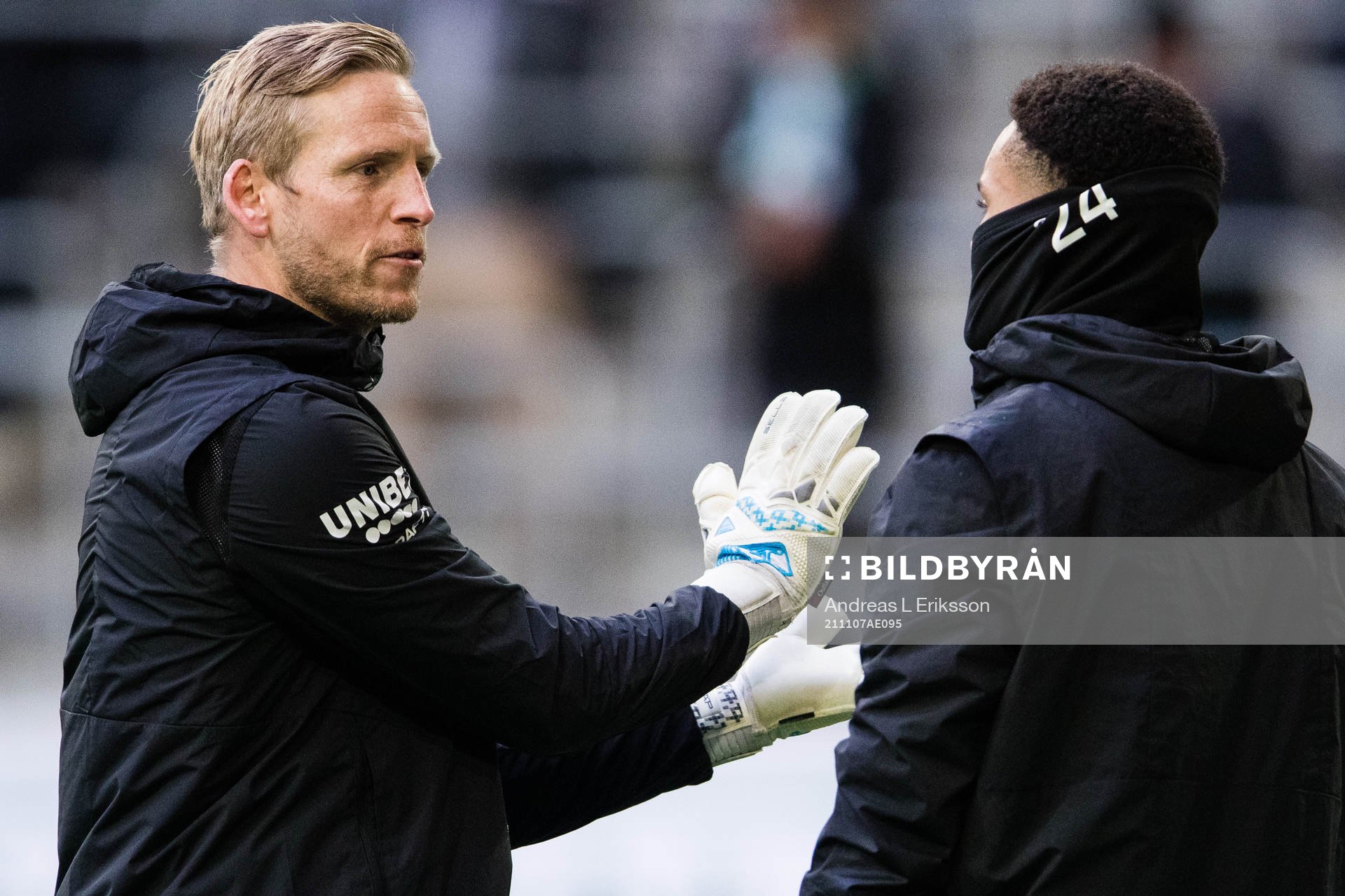 Hammarbys målvakt David Ousted och målvakt Oliver Dovin
