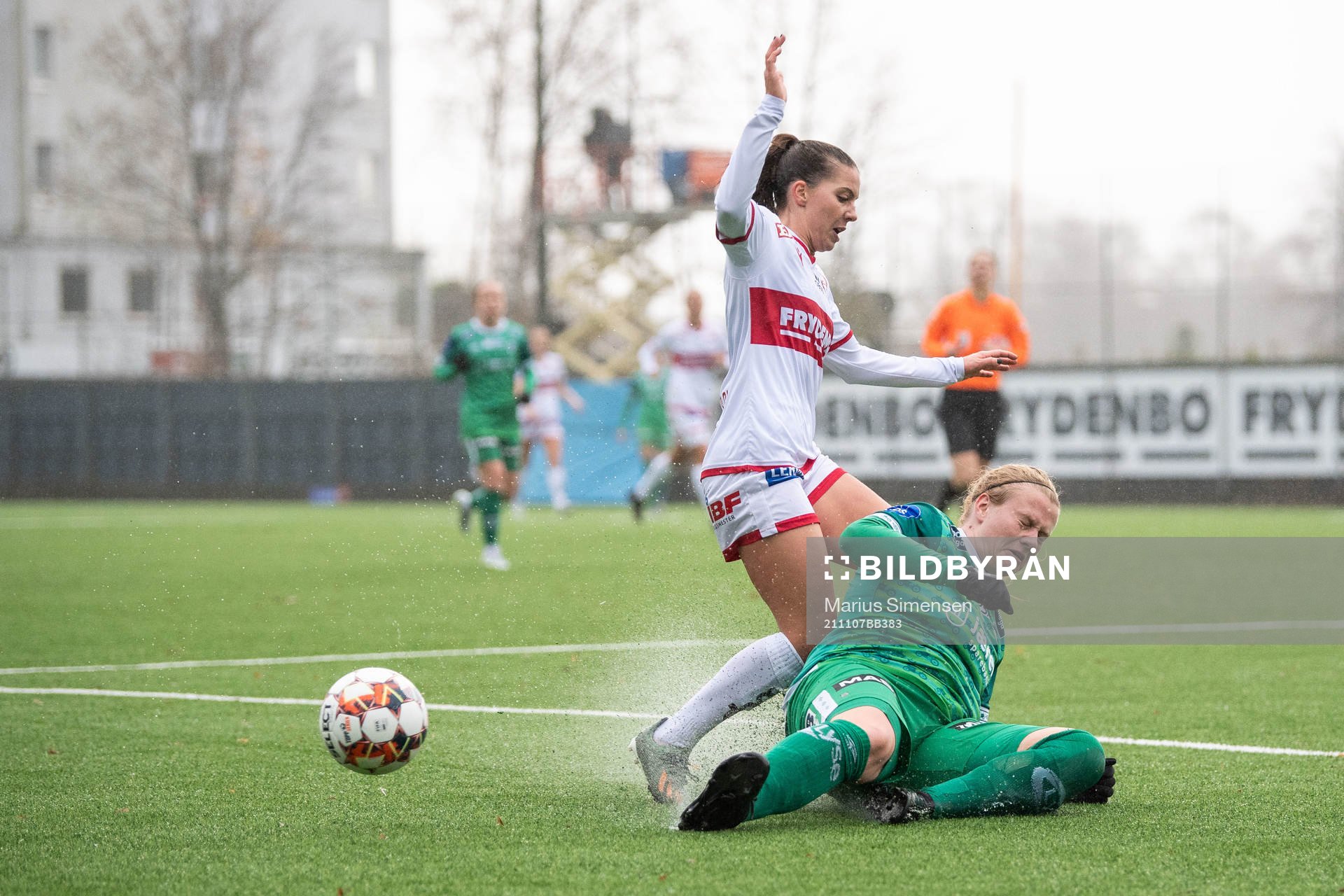 Cecilie Redisch Kvamme of Sandviken and Susanne Vistnes of