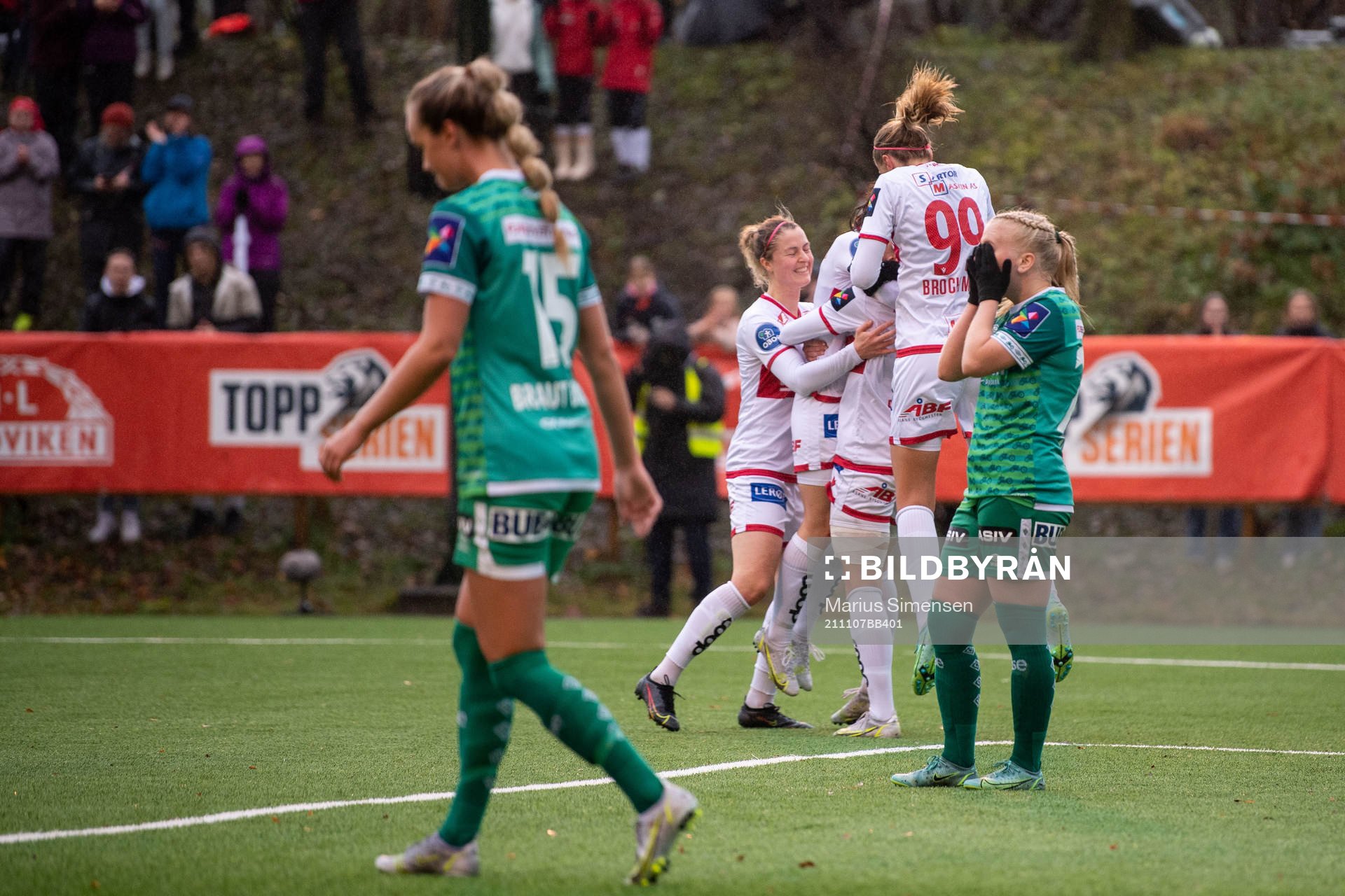 Guro Bergsvand of Sandviken celebrates 6-0 during the Toppserien football match between Sandviken and Klepp on November 7, 2021 in Bergen.