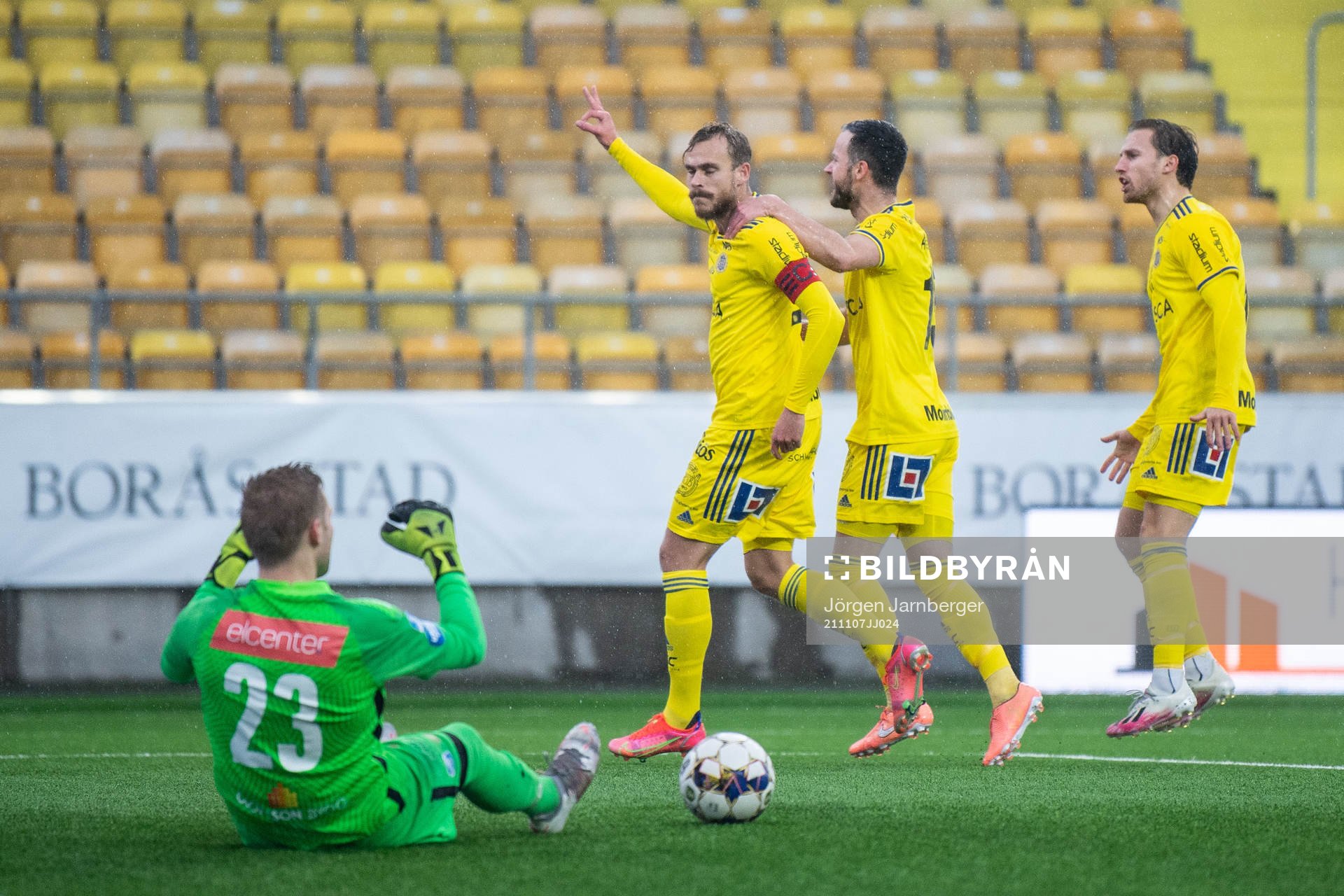 Sundsvalls Pontus Engblom jublar