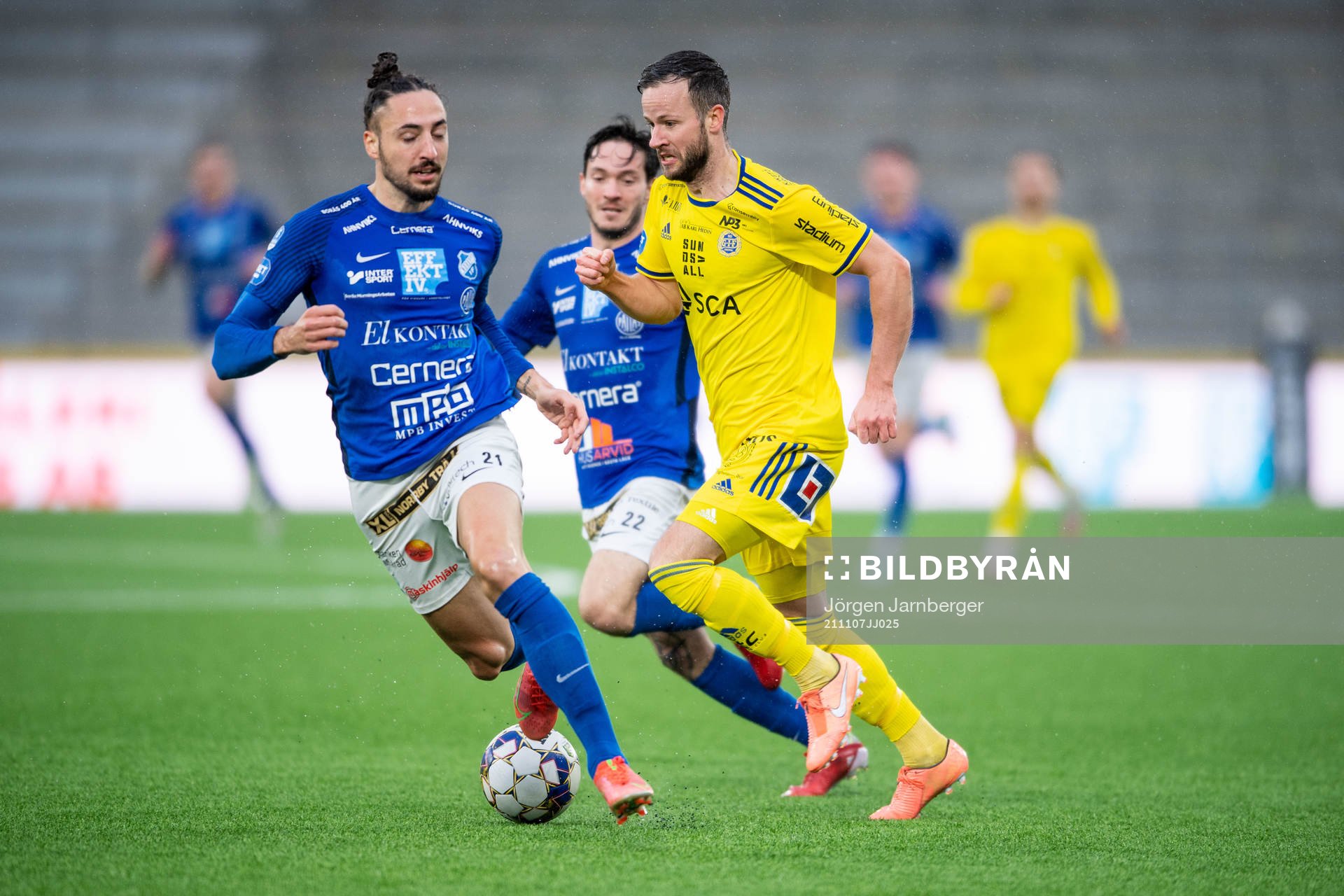 Norrbys Dijan Vukojevic och Sundsvalls Robert Lundström