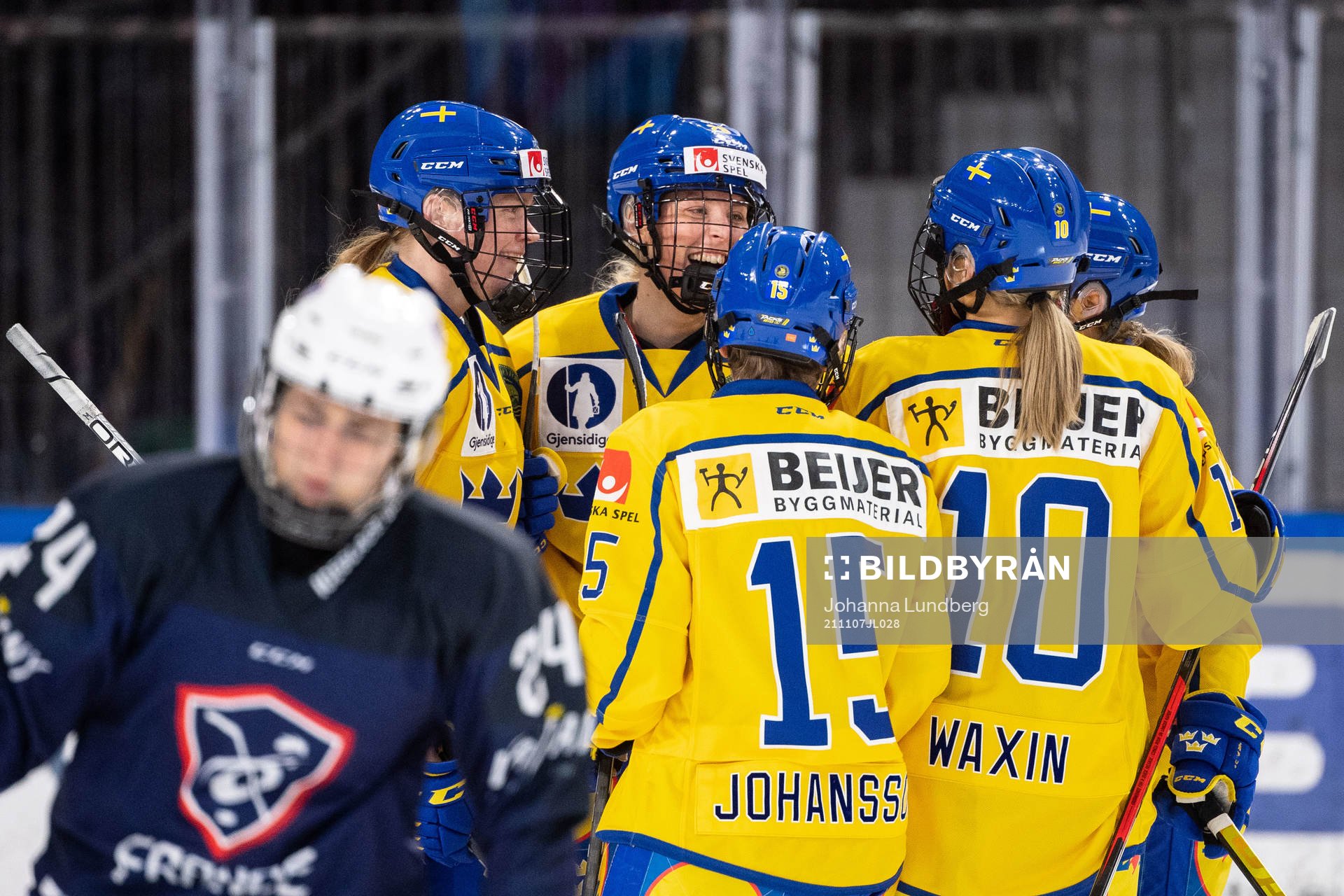 Olivia Carlsson, Maja Nylen-Persson, Mina Waxin and Lisa