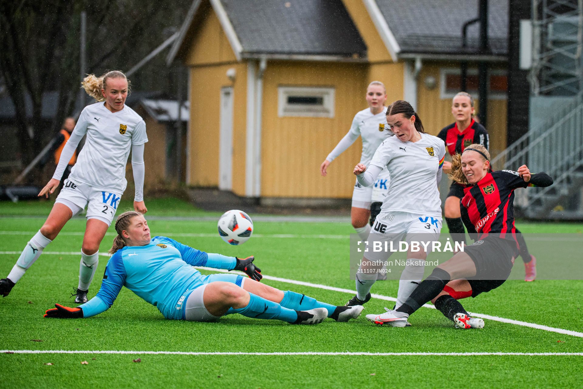 Umeås Tilda Sörlén, Villemo Sahlén, Blossom Davis och