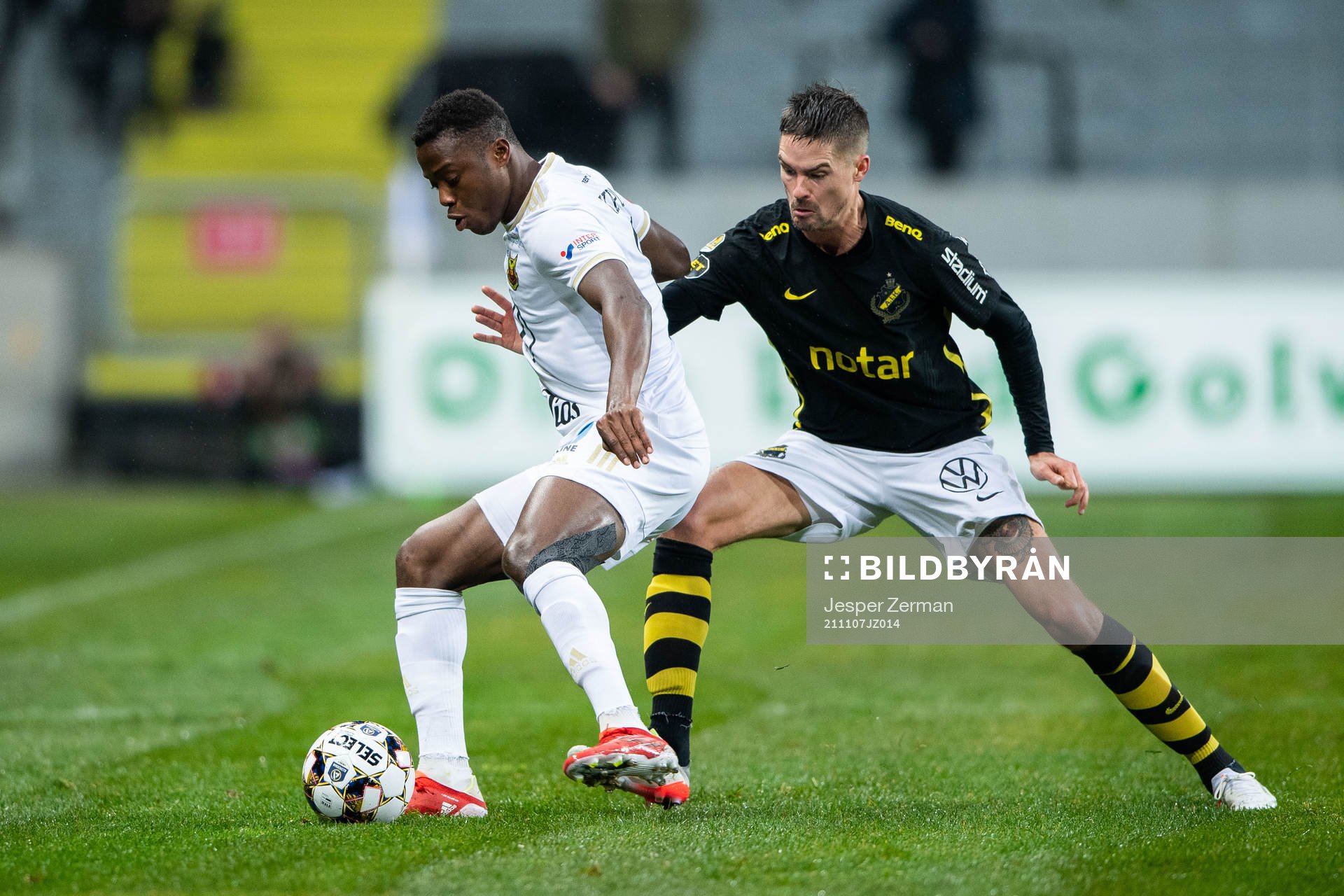 s Mikael Lustig