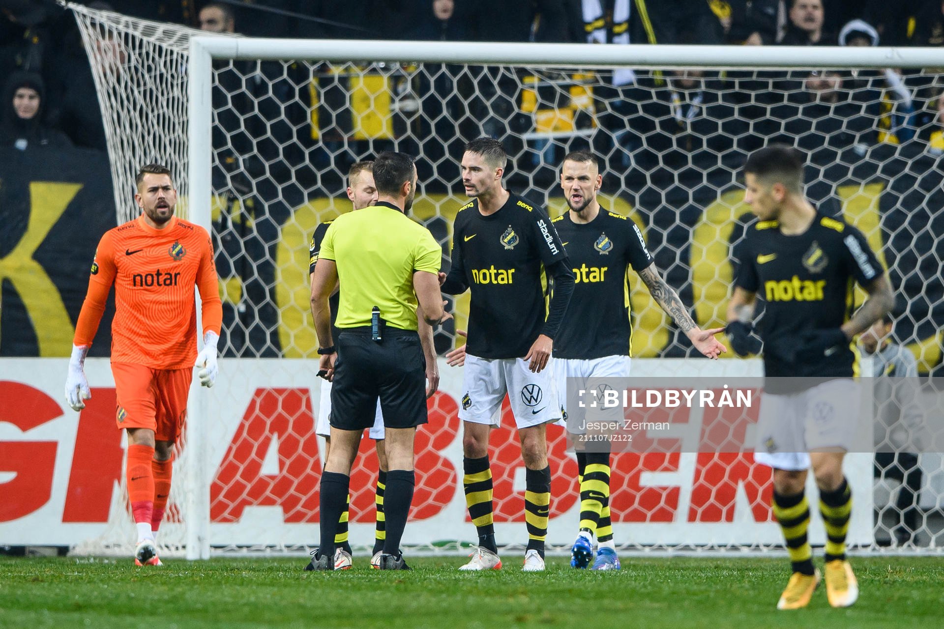 målvakt Kristoffer Nordfeldt, Sebastian Larsson, Mikael