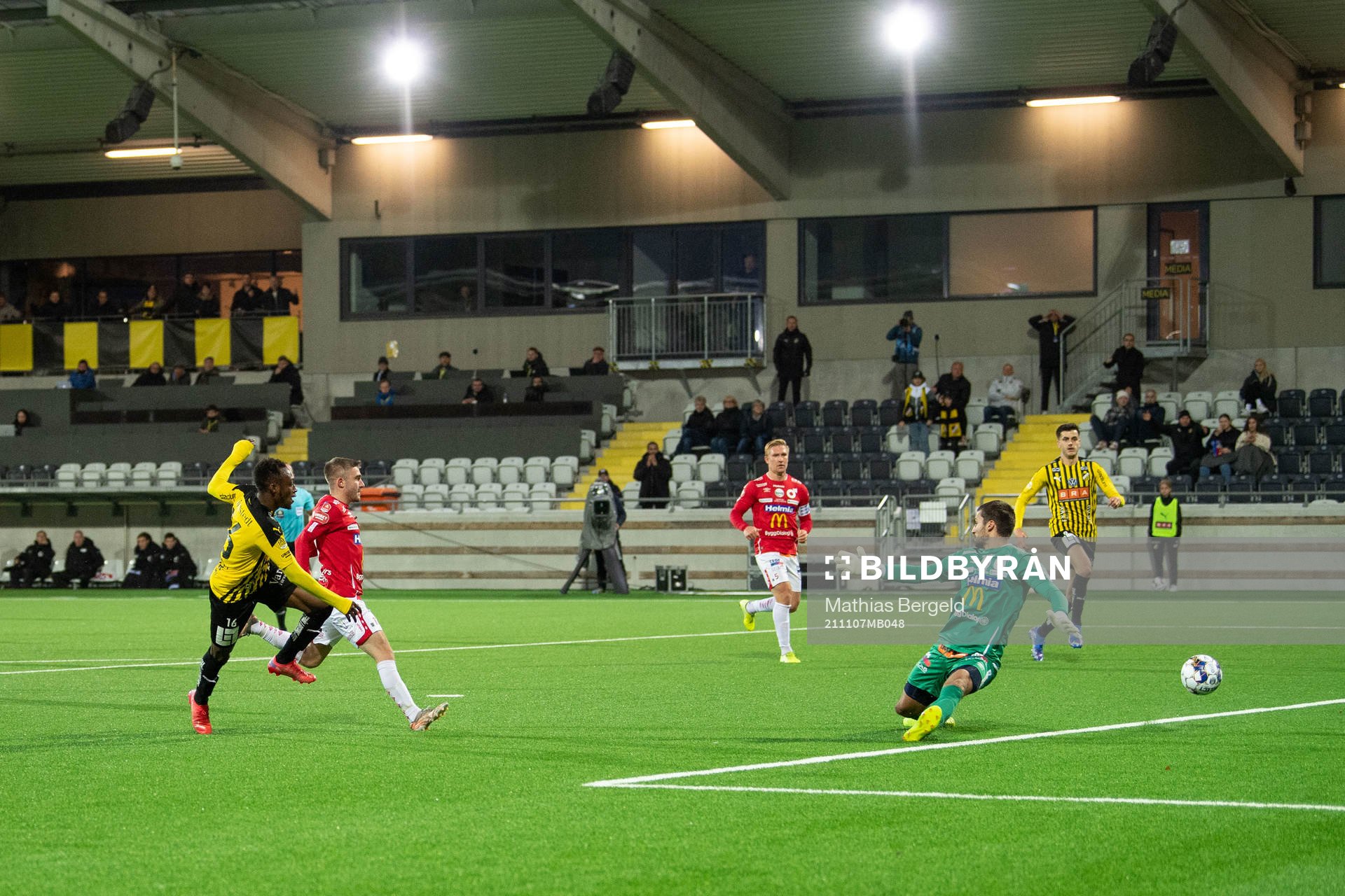 Häckens Benie Adama Traore gör 1-0 bakom Degerfors