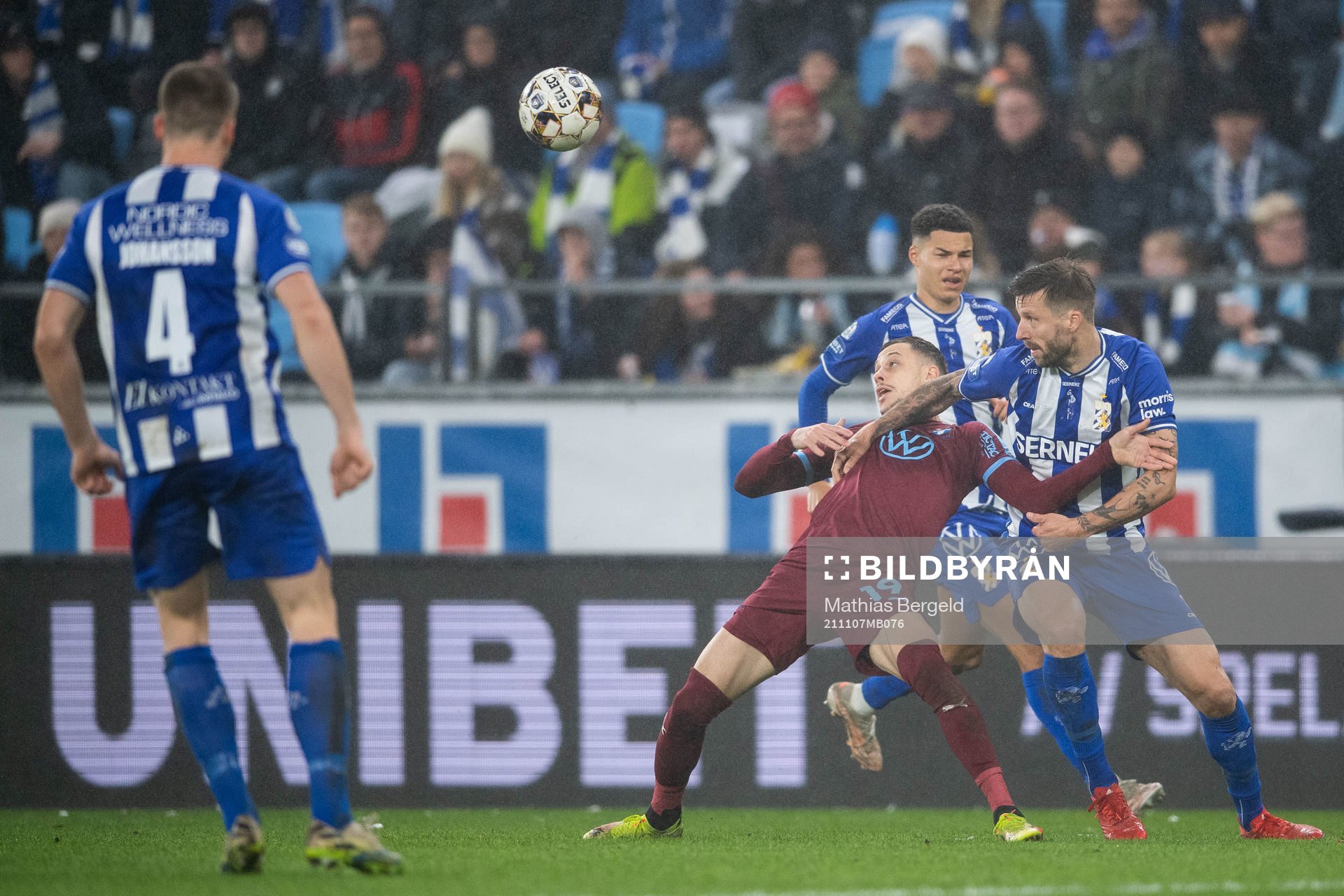 Malmö FFs Veljko Birmancevic och IFK Göteborgs Mattias