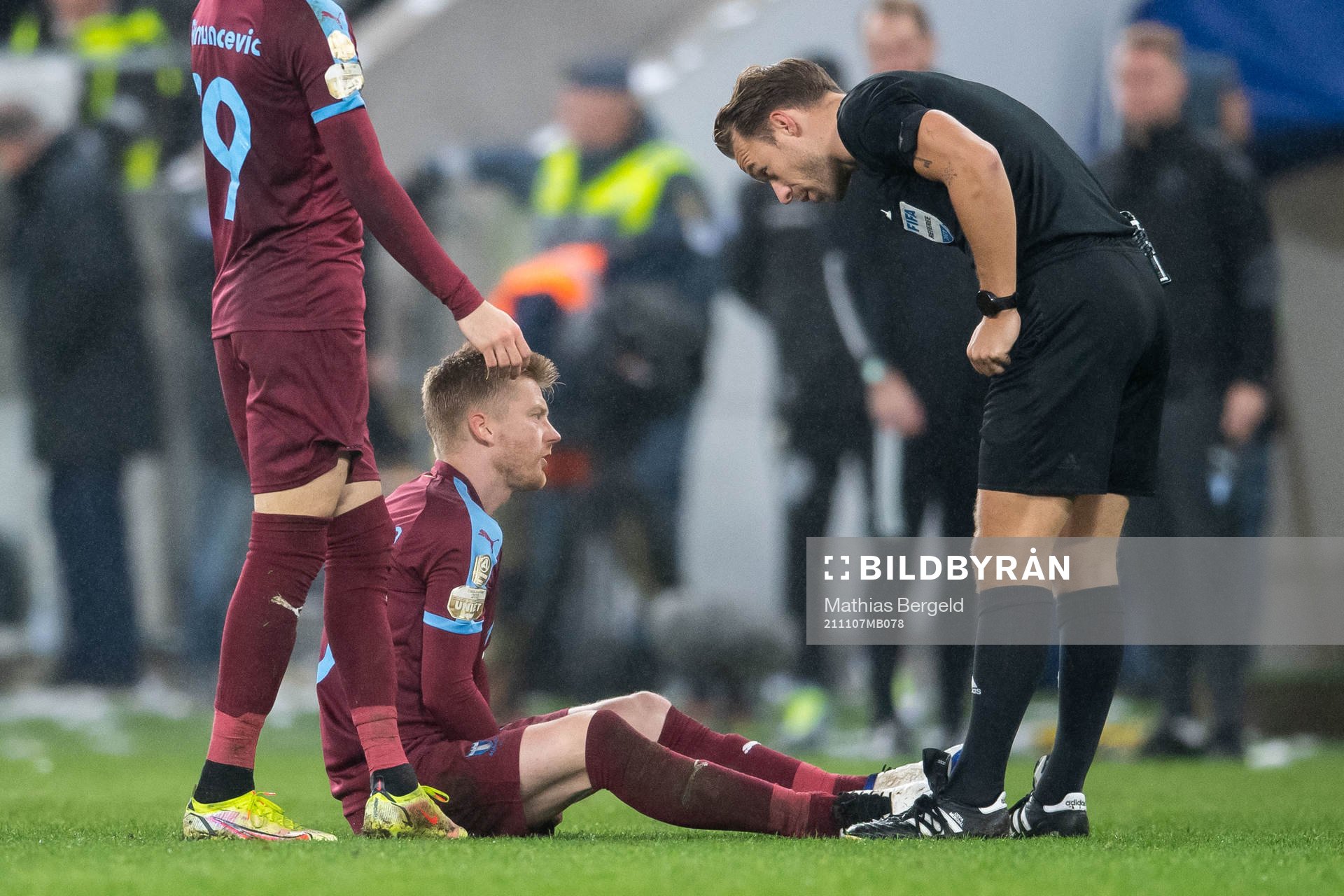 Malmö FFs Anders Christiansen har ont