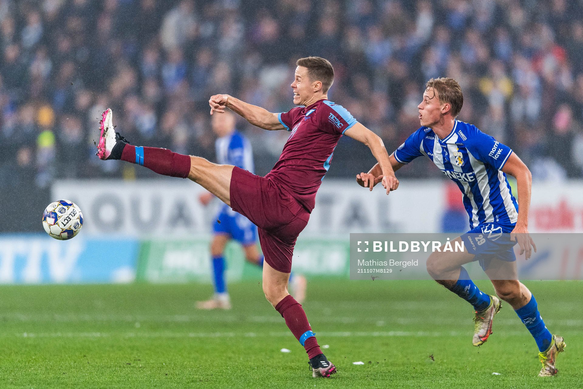 Malmö FFs Niklas Moisander och IFK Göteborgs Oscar