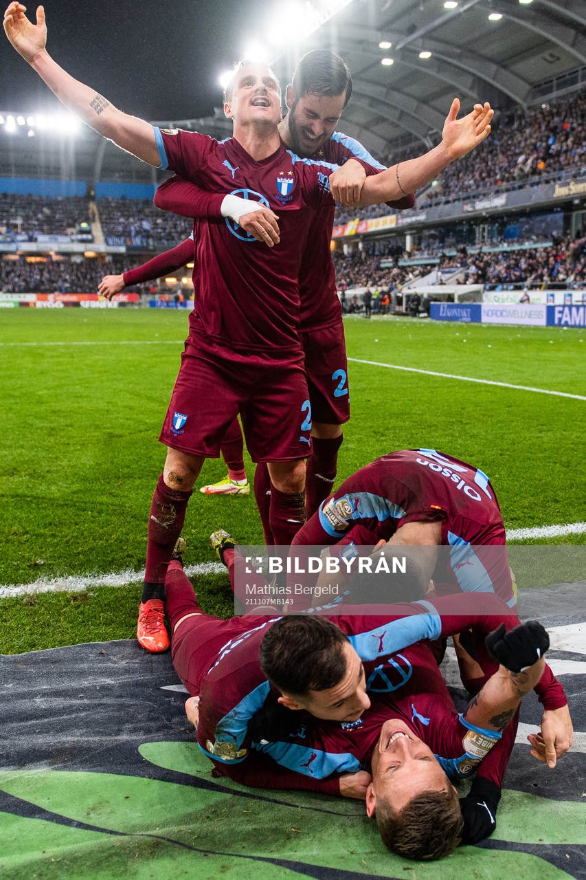 Malmö FFs Eric Larsson, Adi Nalic, Veljko Birmancevic, Adi