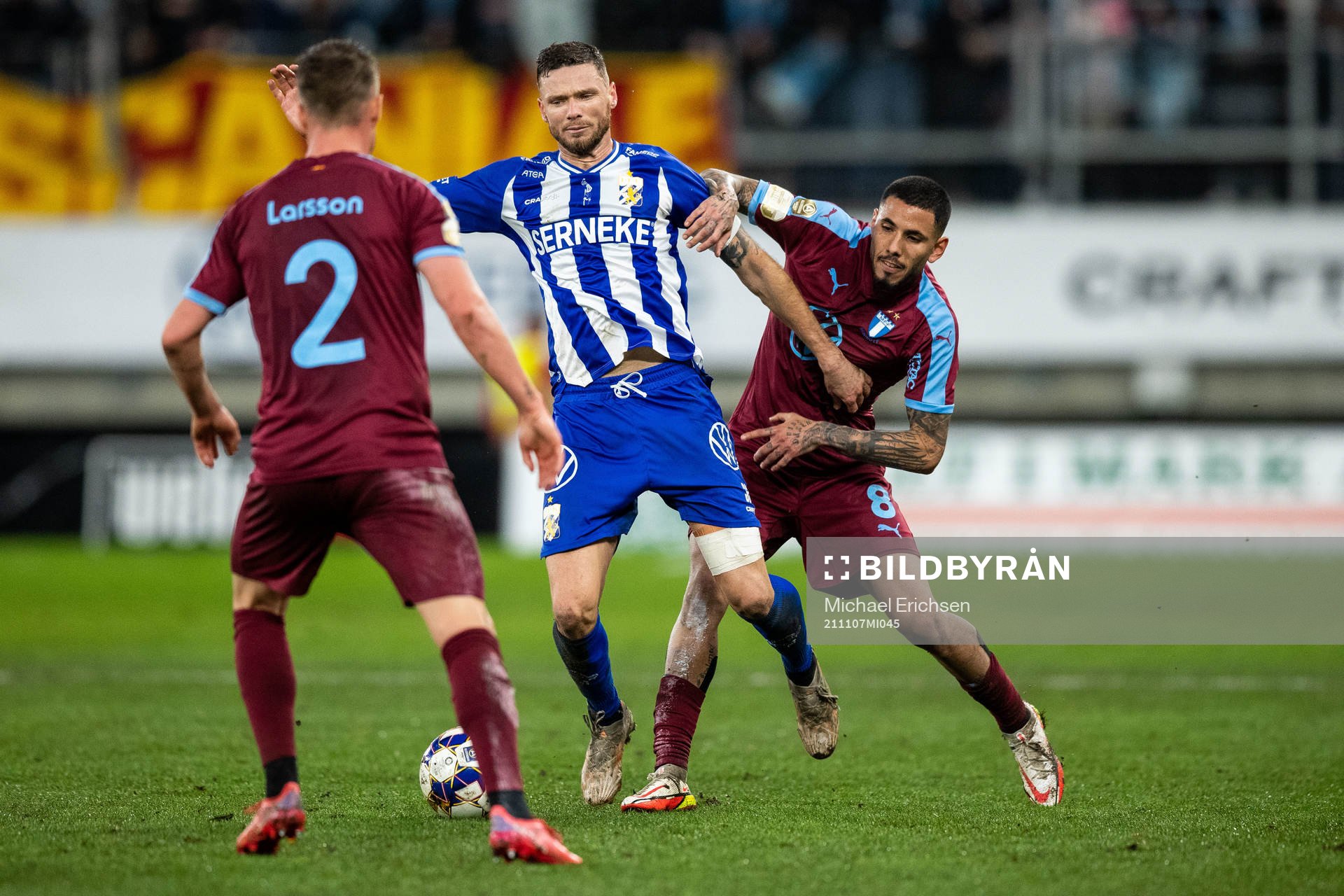 Malmö FFs Eric Larsson och Sergio Pena