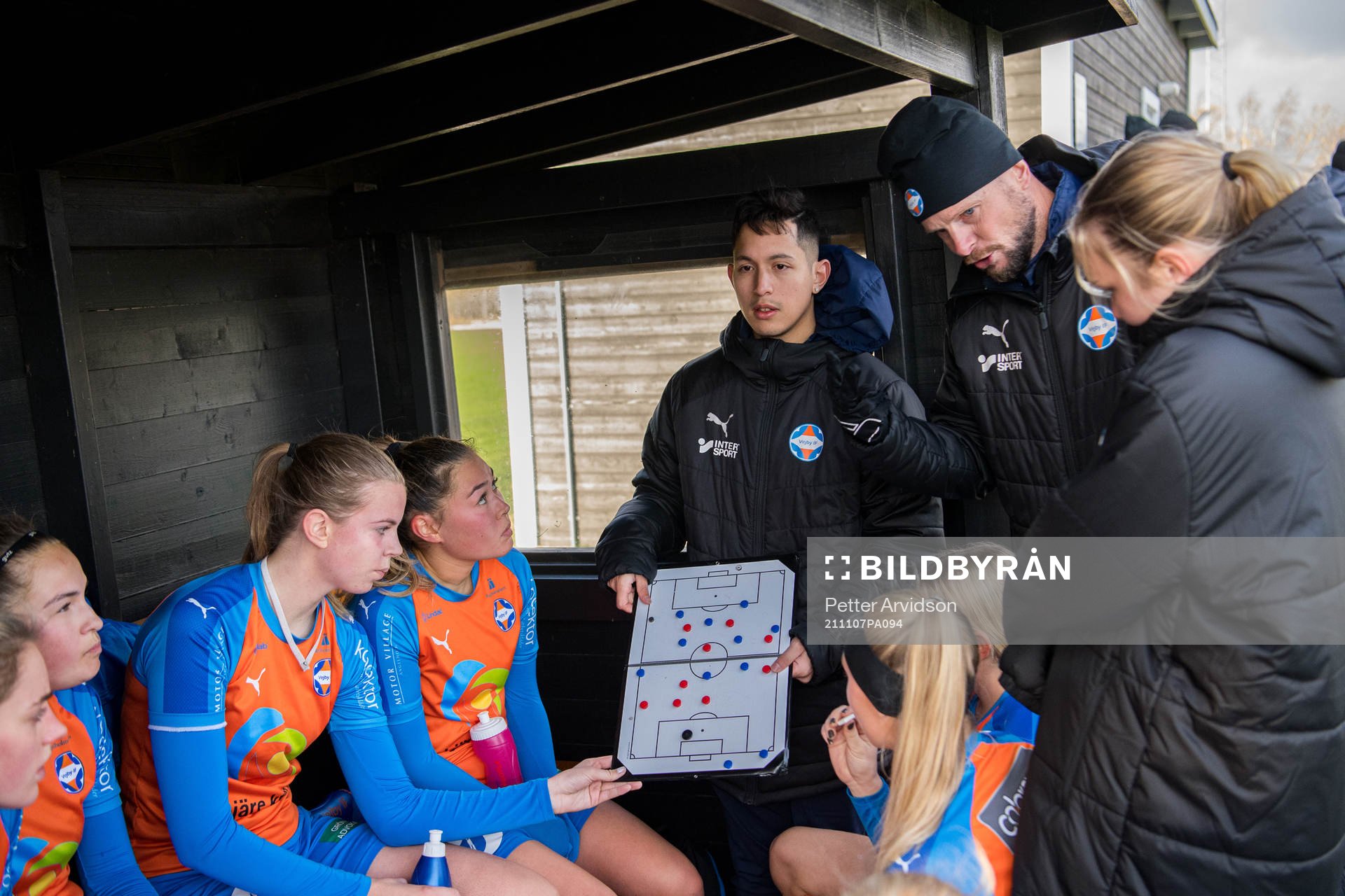 Vejbys assisterande tränare Richard Castro och tränare