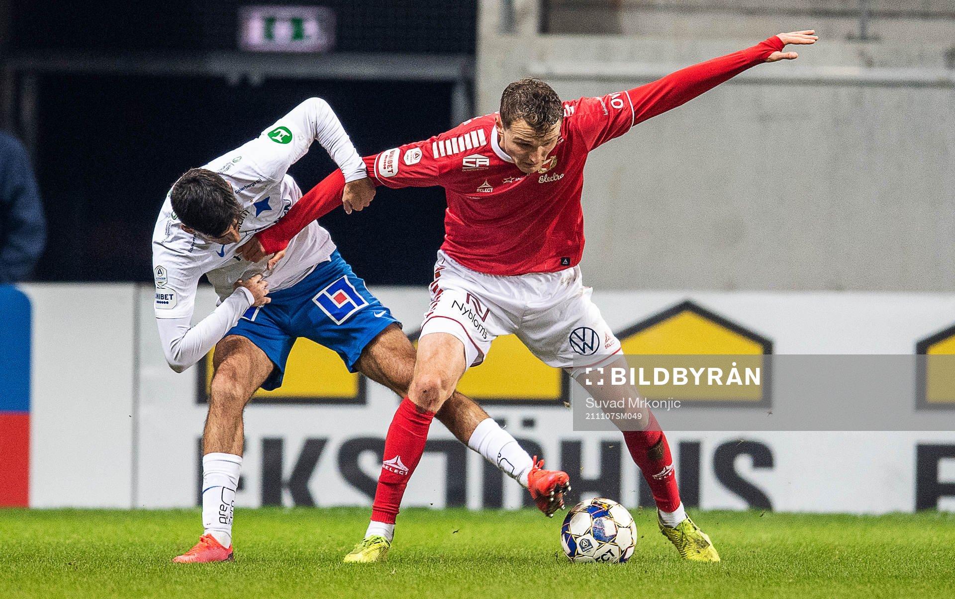IFK Norrköpings Kristoffer Khazeni och Kalmars Piotr