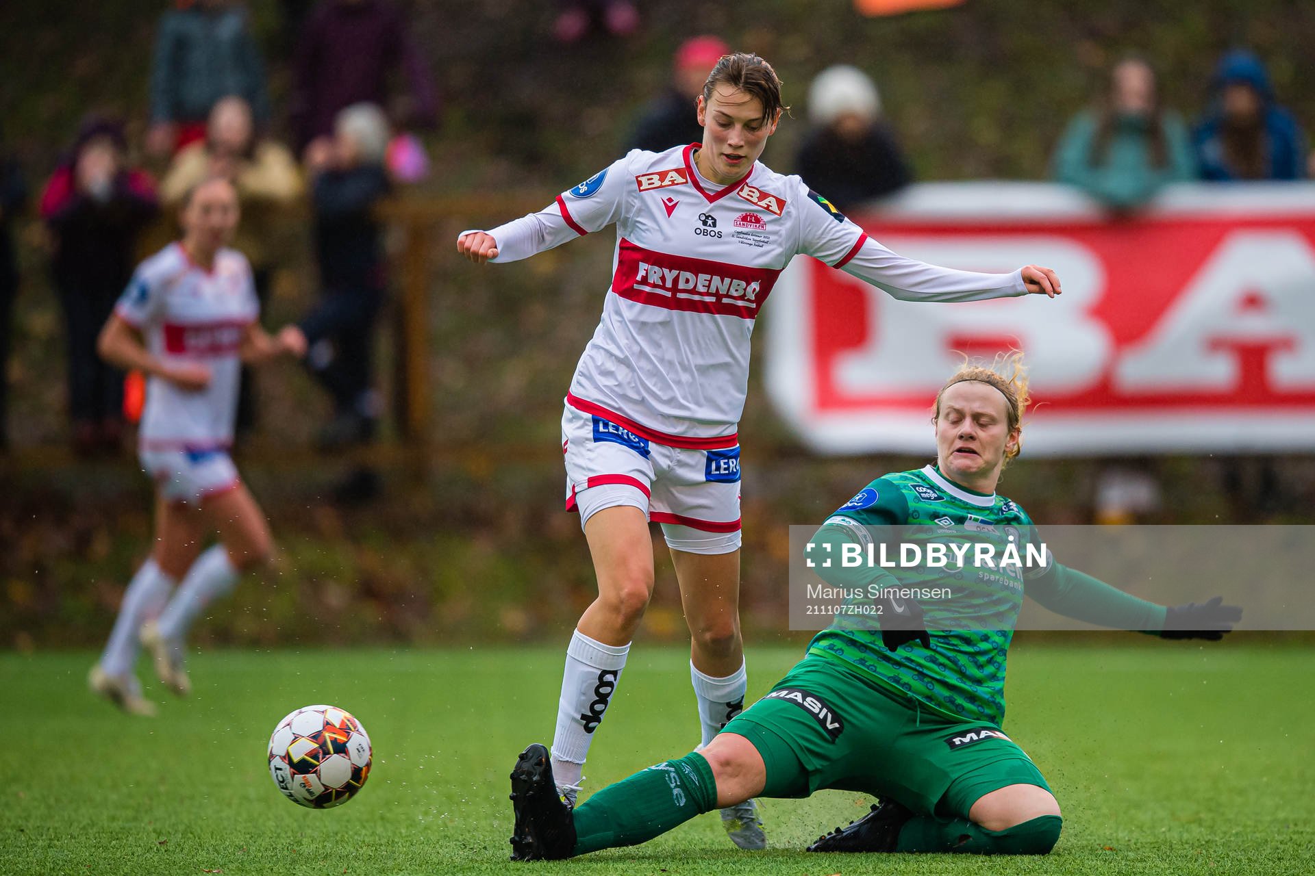 Rakel Engesvik of Sandviken and Susanne Vistnes of Klepp