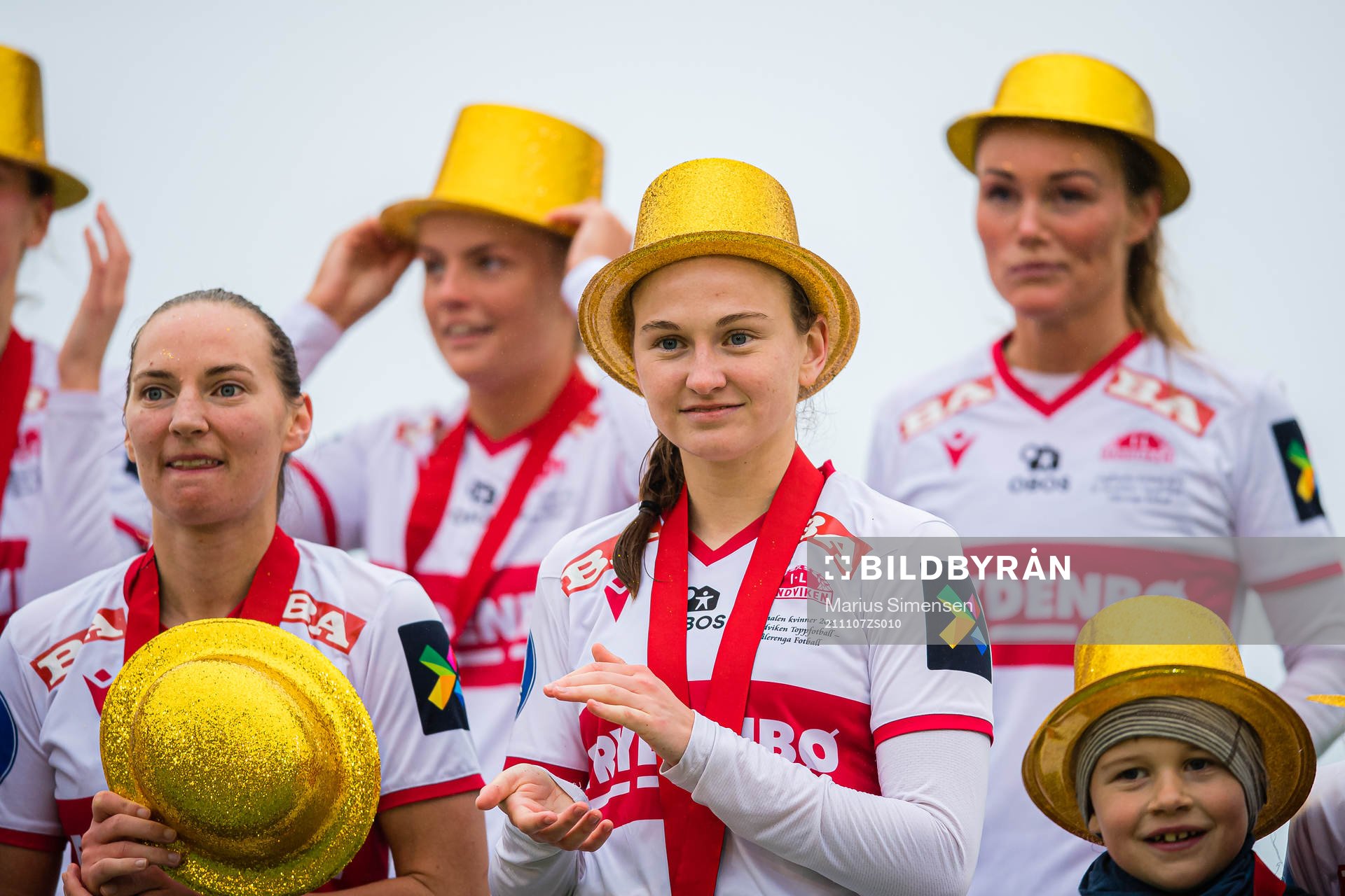 Marit Bratberg Lund and Vilde Hasund of Sandviken
