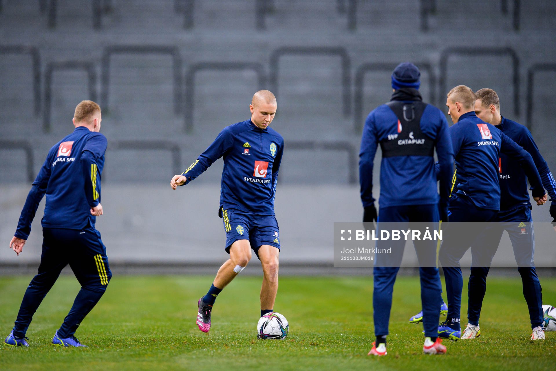 Sebastian Holmén of the Swedish national football team during a training session on November 8, 2021 in Stockholm. 