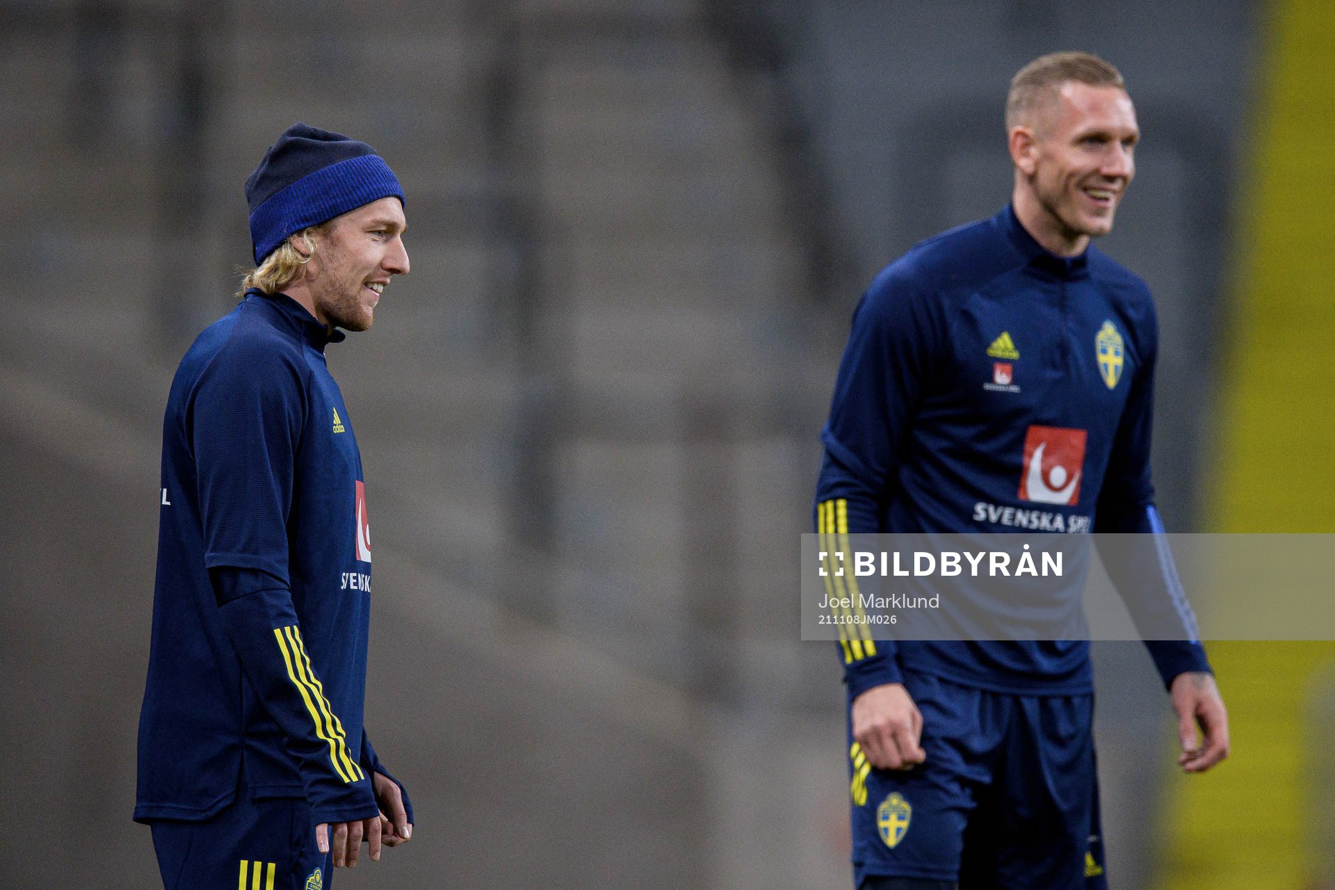 Emil Forsberg and goalkeeper Robin Olsen of the Swedish