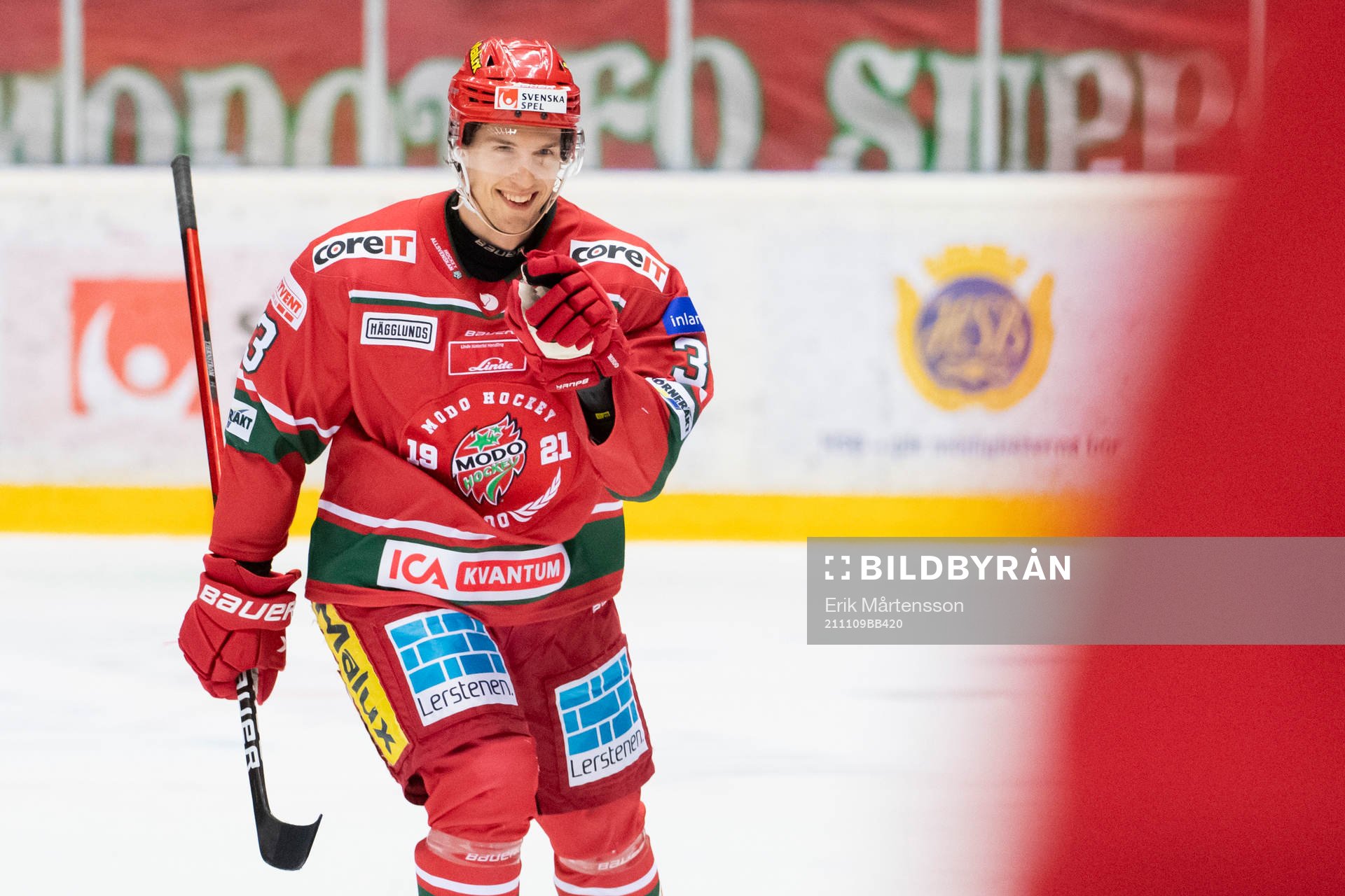 Modos Max Tjernström jublar