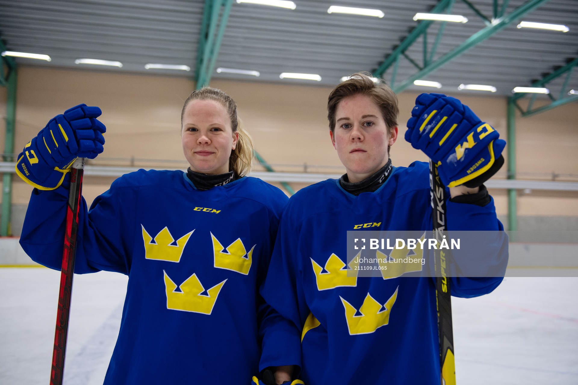 s Linnea Hedin och Lisa Johansson