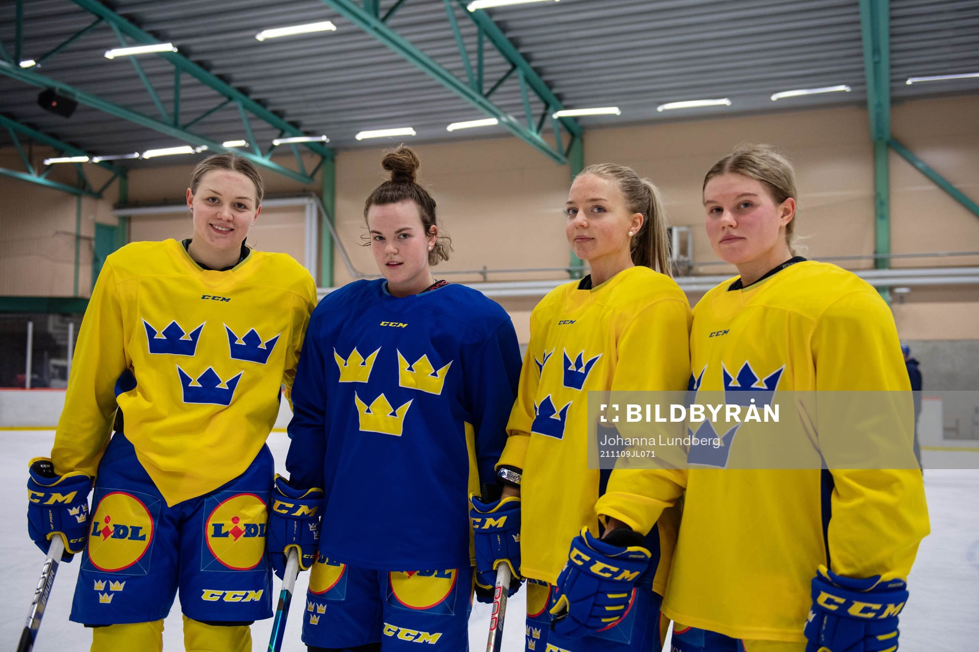Brynäs Josefin Bouveng, Emma Muren, Mina Waxin och Maja