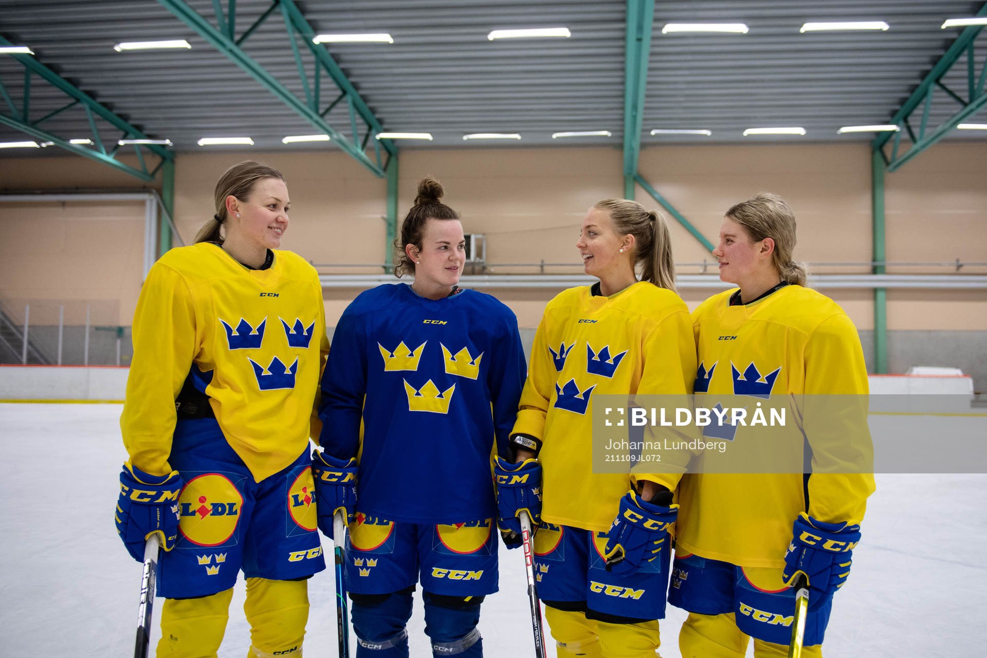 Brynäs Josefin Bouveng, Emma Muren, Mina Waxin och Maja