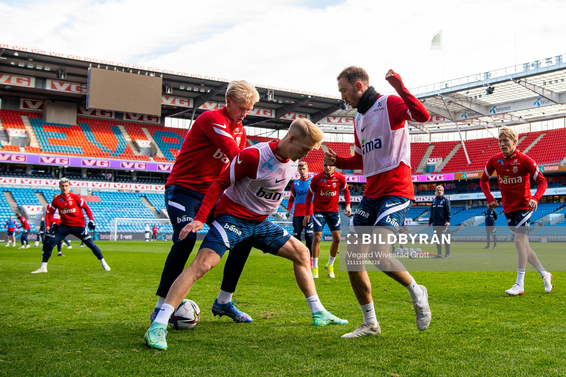 Morten Thorsby, Andreas Hanche-Olsen and Fredrik Aursnes of