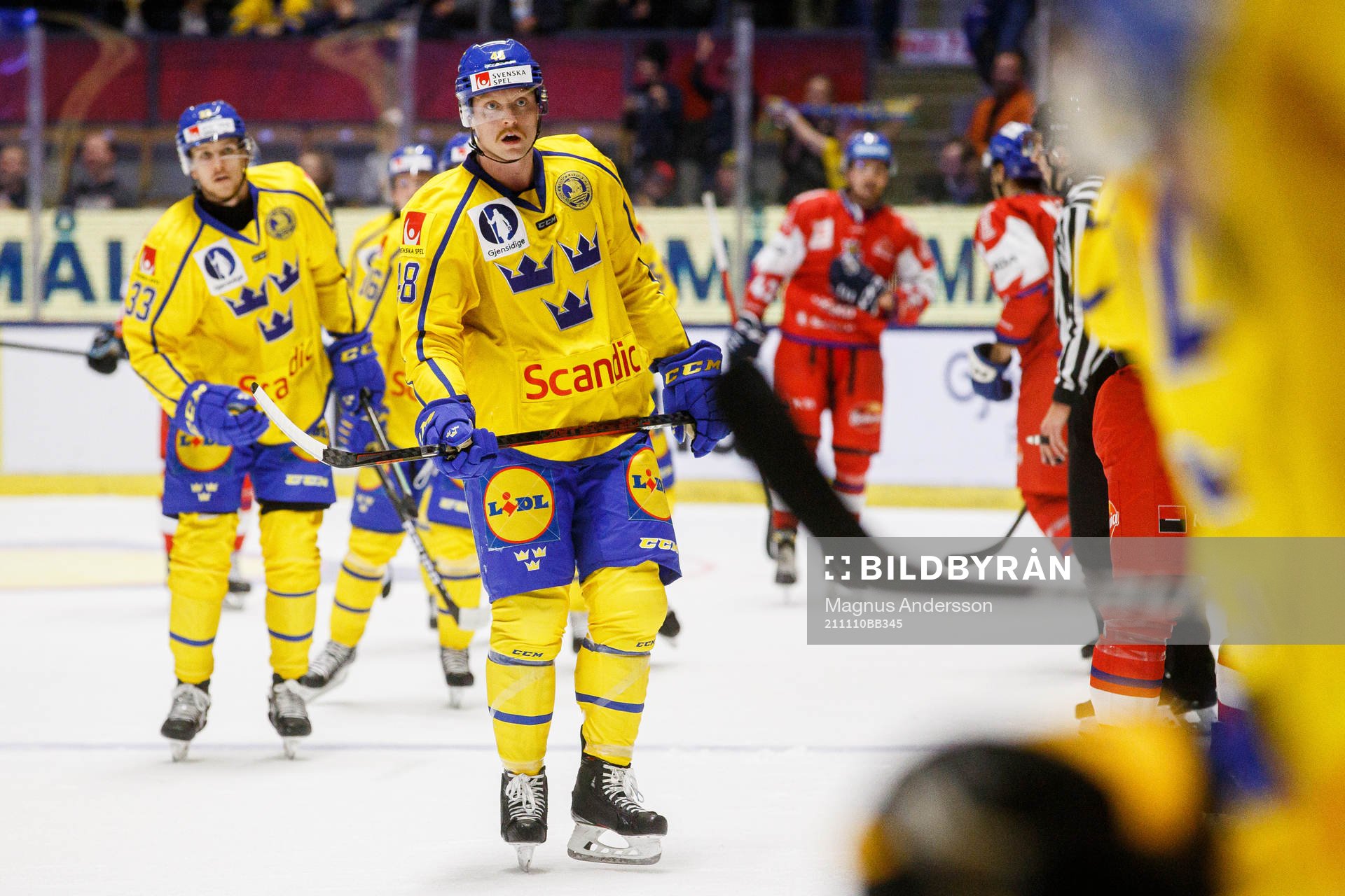Sveriges Carl Klingberg jublar