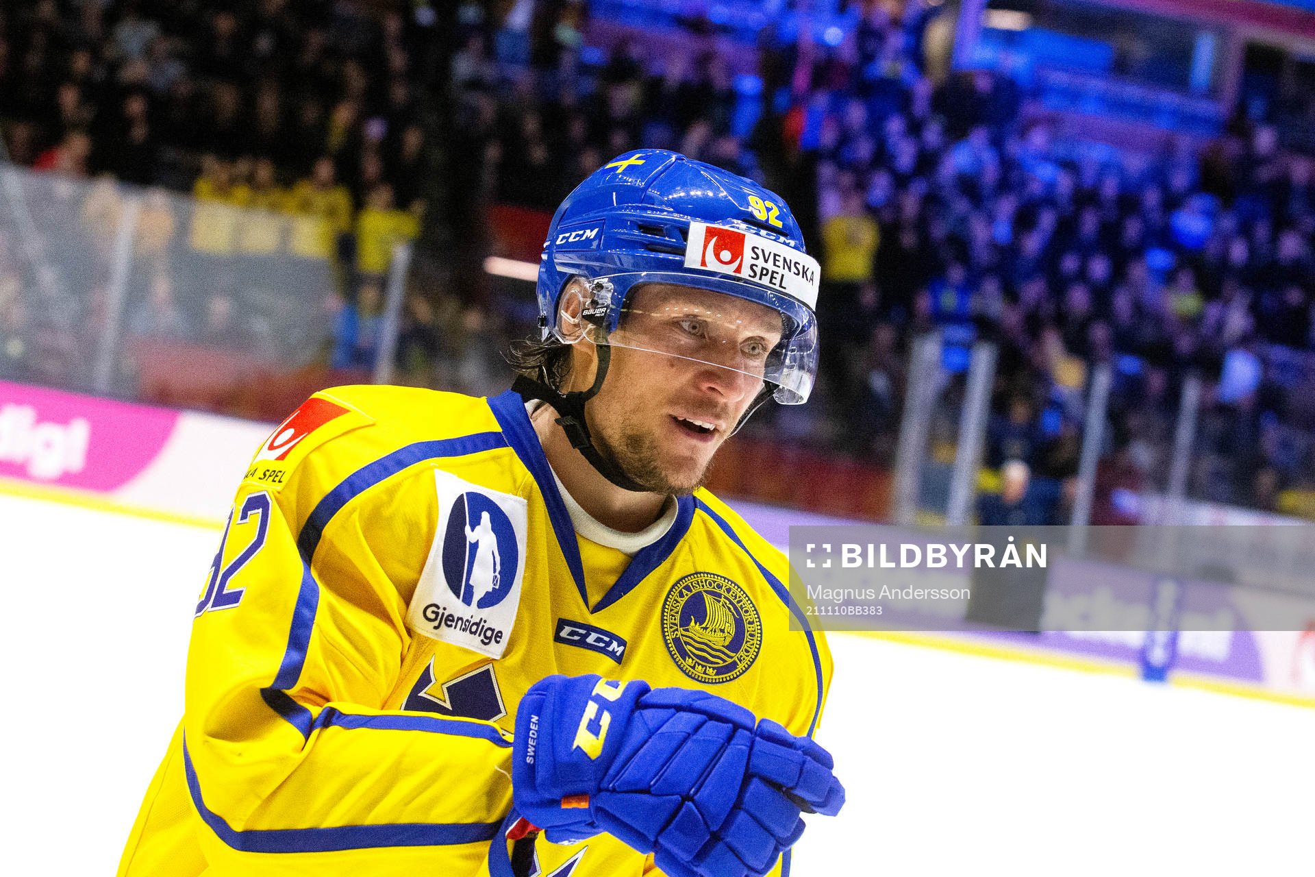 Sveriges Jesper Olofsson jublar