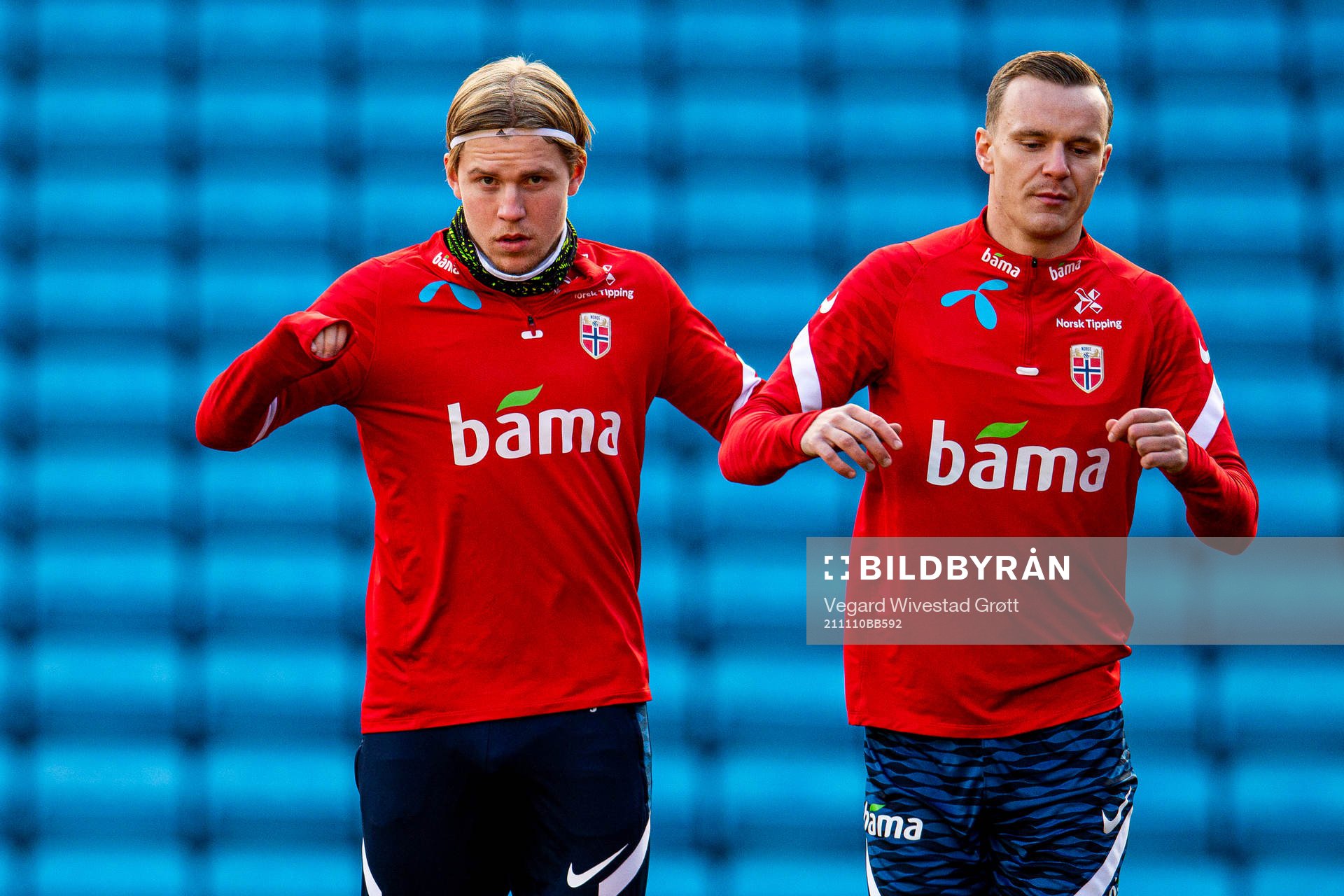 Jens Petter Hauge and Marius Lode of the Norwegian national