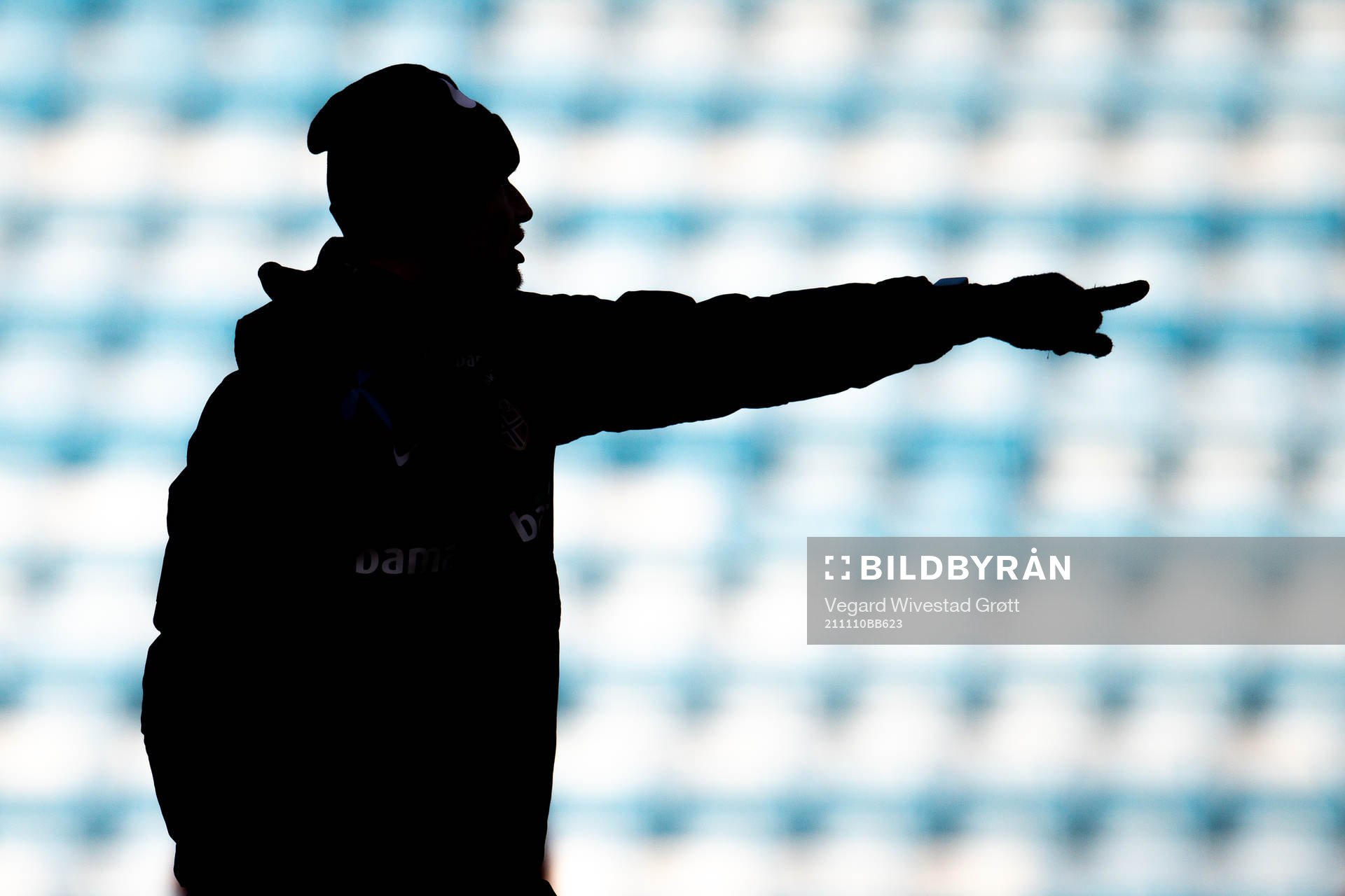 The silhouette of Ståle Solbakken, head coach of the Norwegian national football team, during a training session on November 10, 2021 in Oslo.