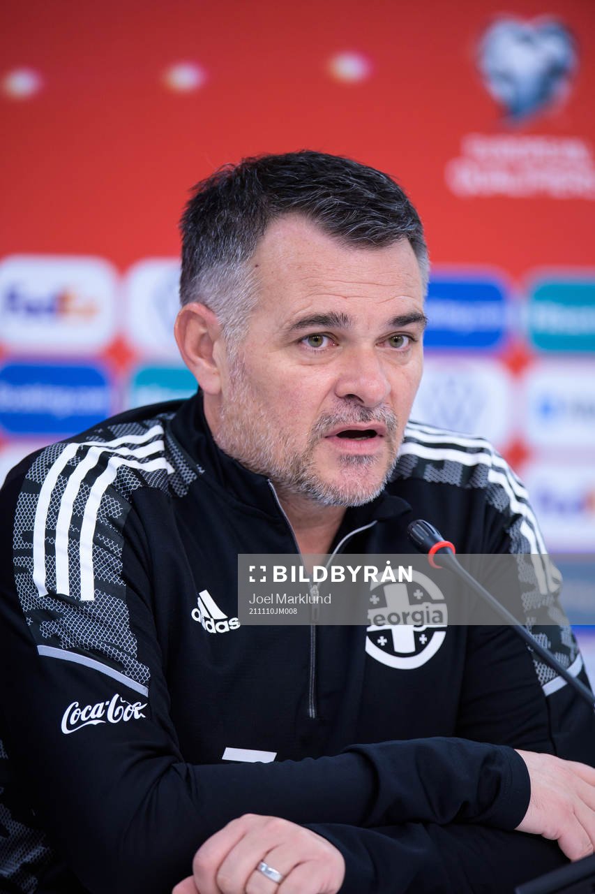 Head coach Willy Sagnol of the Georgian national football
