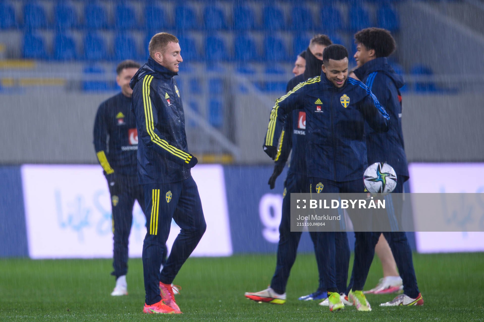 Dejan Kulusevski and Martin Olsson of the Swedish national