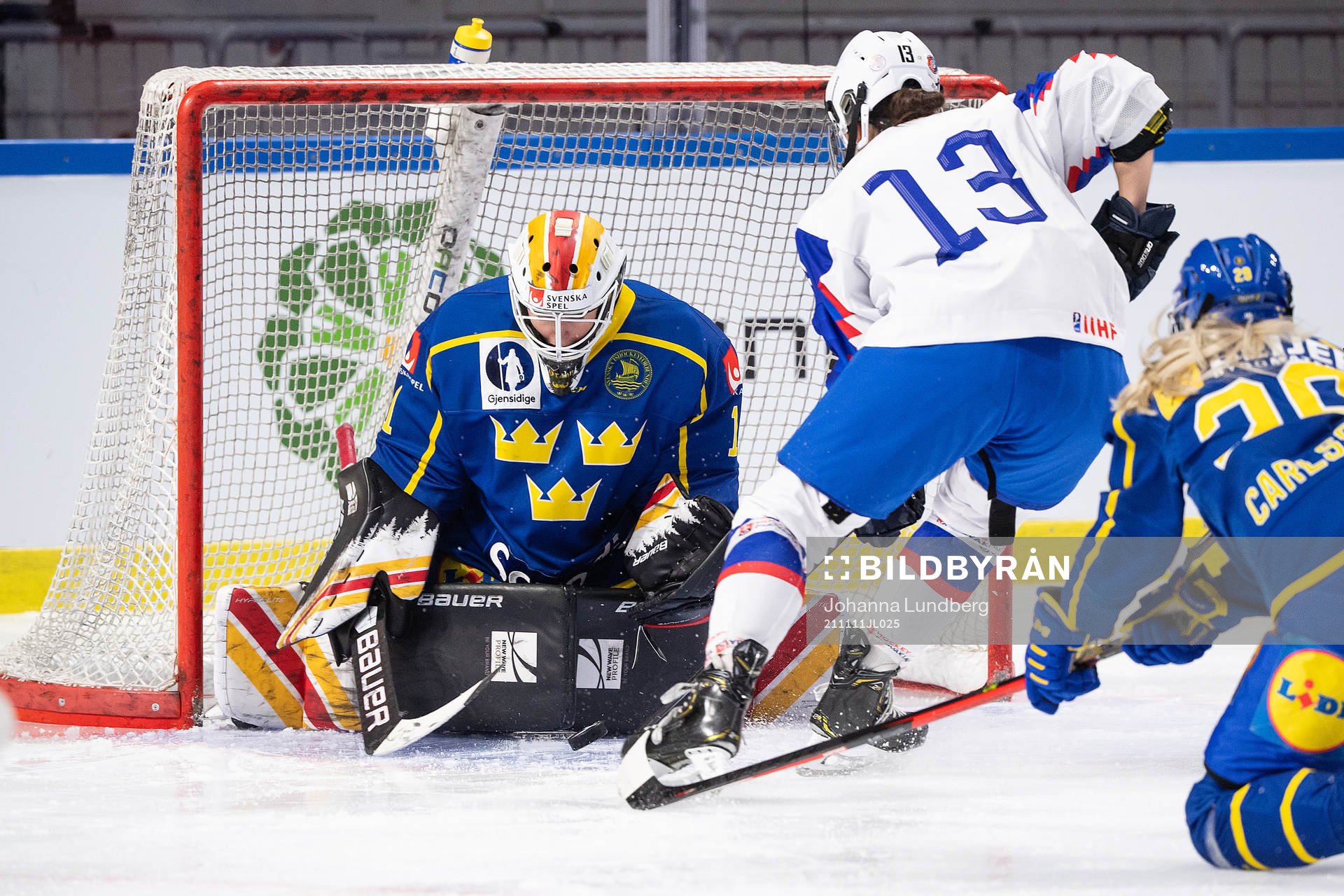 goalkeeper Sara Grahn of Sweden