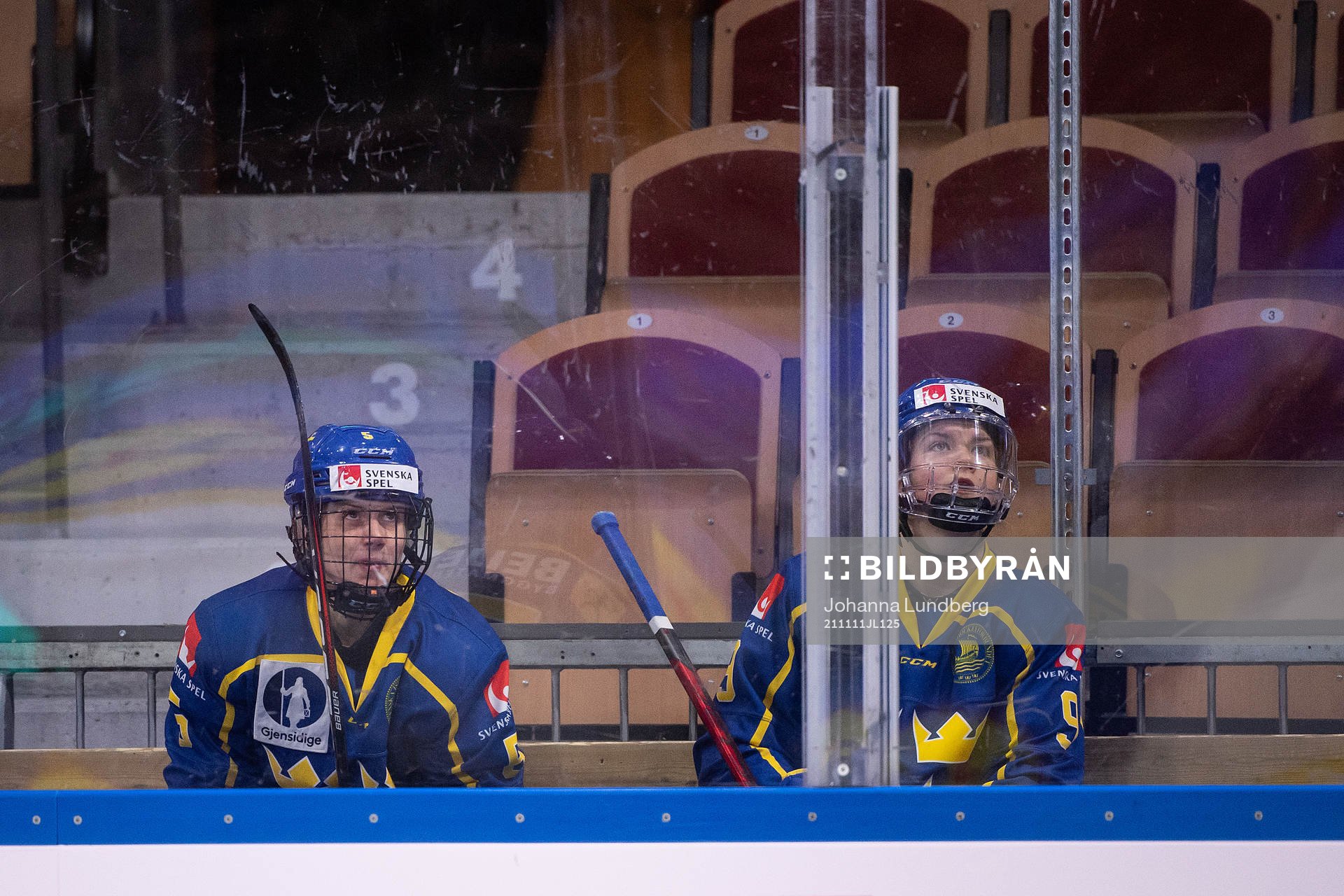 Johanna Fällman and Jessica Adolfsson of Sweden