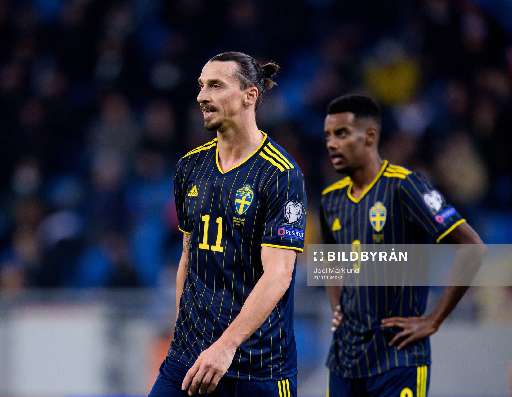 Zlatan Ibrahimovic and Alexander Isak of Sweden
