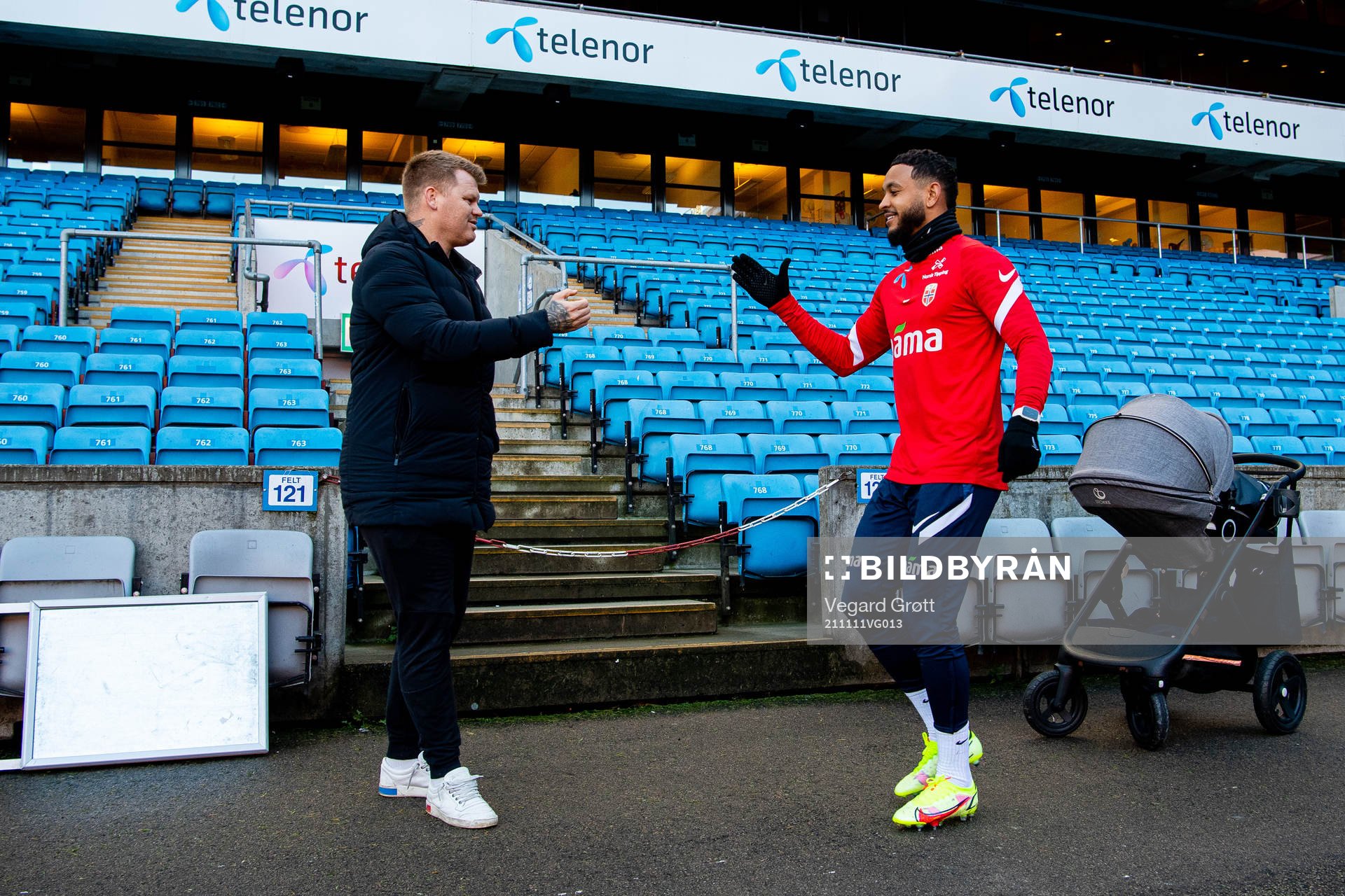 John Arne Riise and Joshua King of the Norwegian national