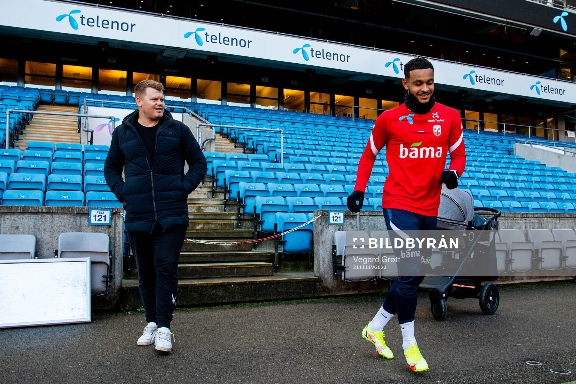 John Arne Riise and Joshua King of the Norwegian national