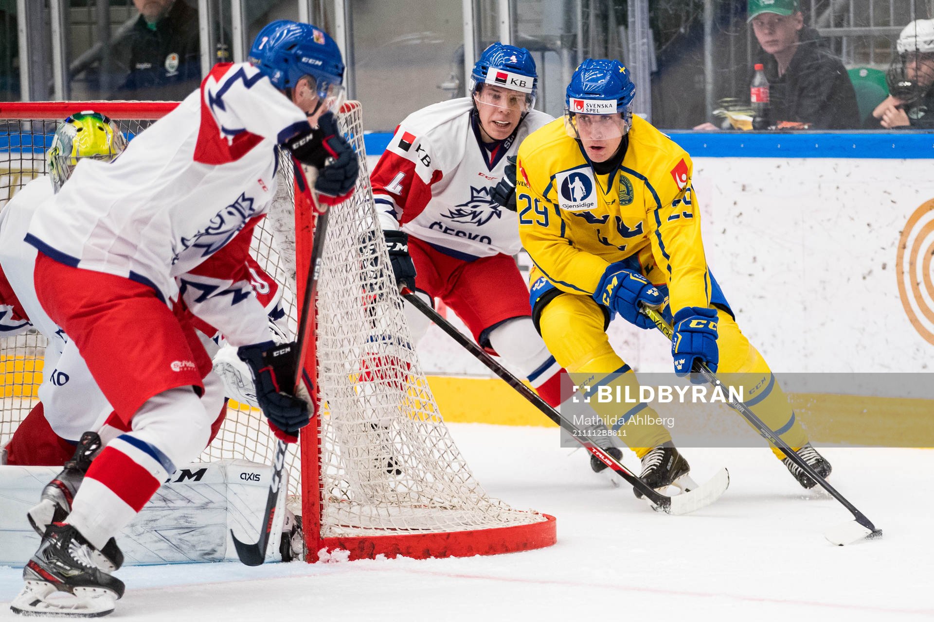 Daniel Torgersson of Sweden and Jiri Tichacek of Czech