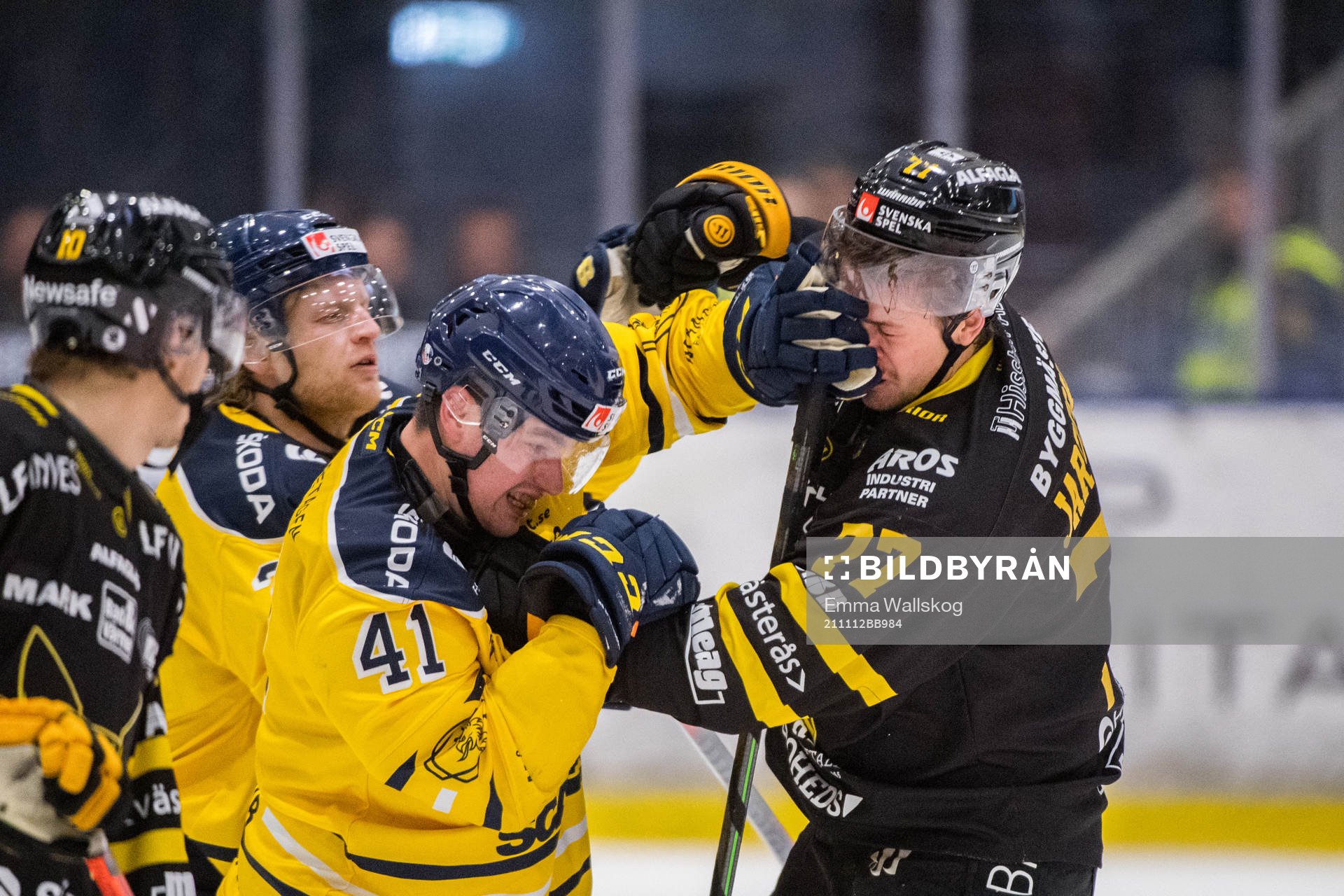 Södertäljes Colin Smith och Västerås Ludvig Jardeskog i