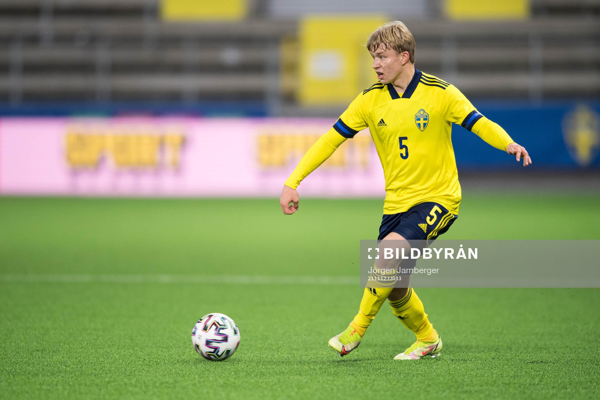 Daniel Svensson of Sweden