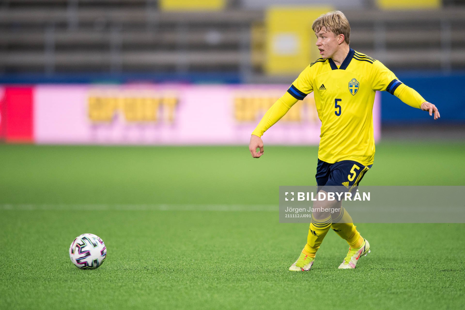 Daniel Svensson of Sweden