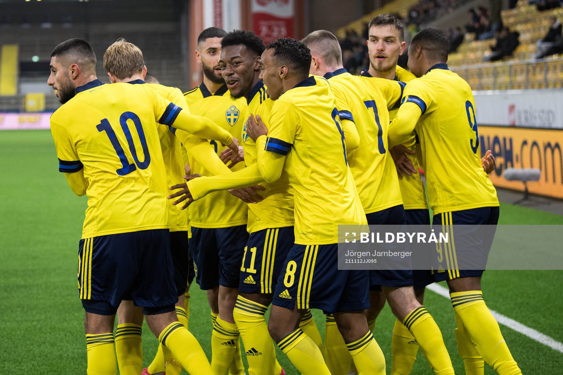 Anthony Elanga of Sweden celebrates