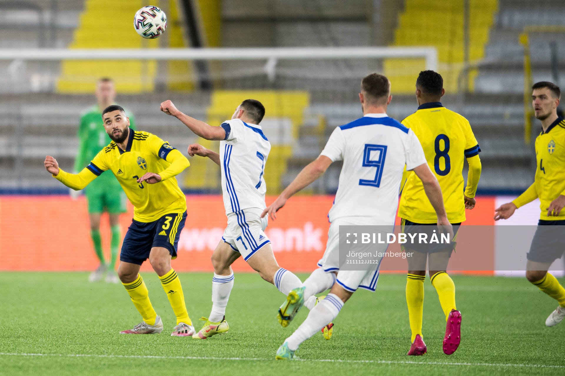Aiham Ousou of Sweden and Milan Savic of Bosnia-Herzegovina