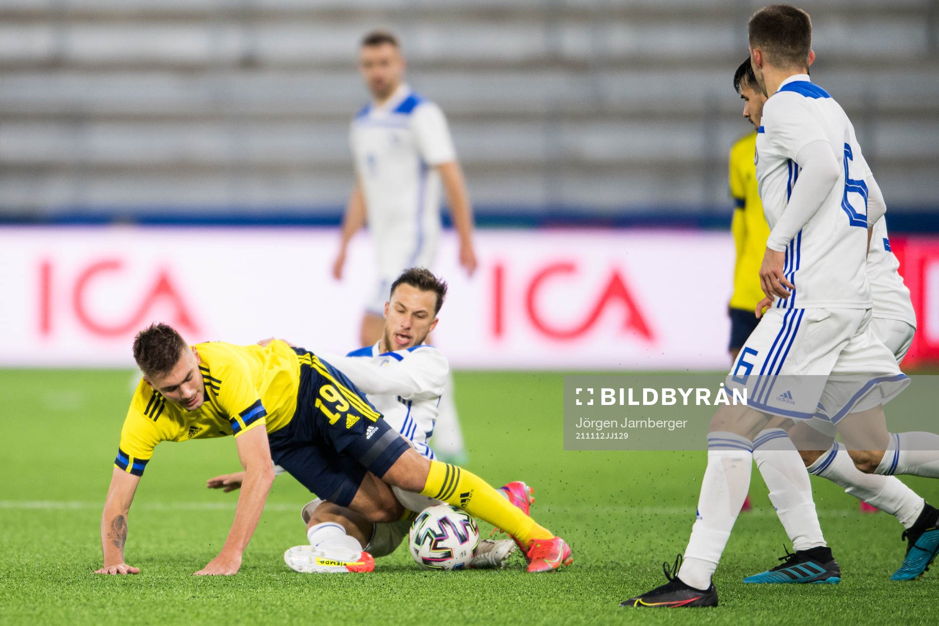 Tim Prica of Sweden and Andrej Dokanovic of